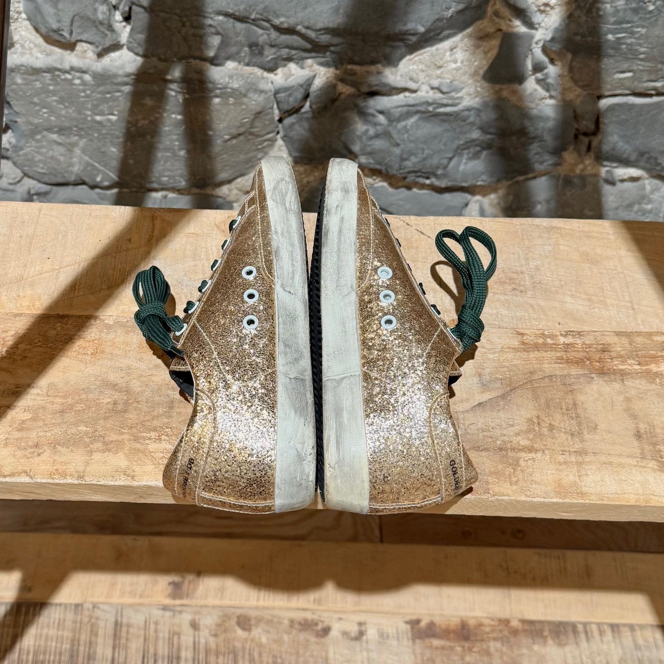 Golden Goose Golden Goose Superstar Gold Glitter Sneakers Size US 7 / IT 37 - 8 Thumbnail