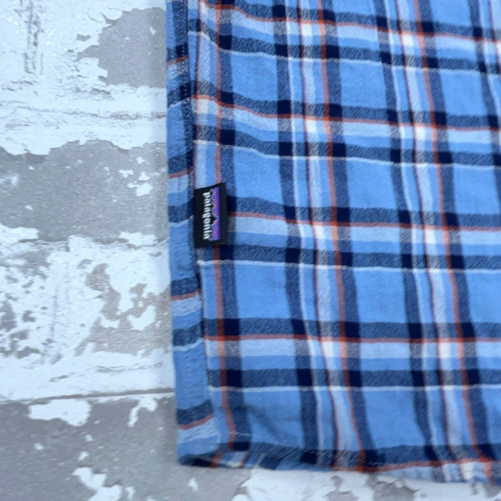 Patagonia Patagonia Shirt Men Medium Blue Button Up Organic Cotton Flannel Lightweight Plaid Regular Long Sleeve Blue Size US M / EU 48-50 / 2 - 7 Thumbnail