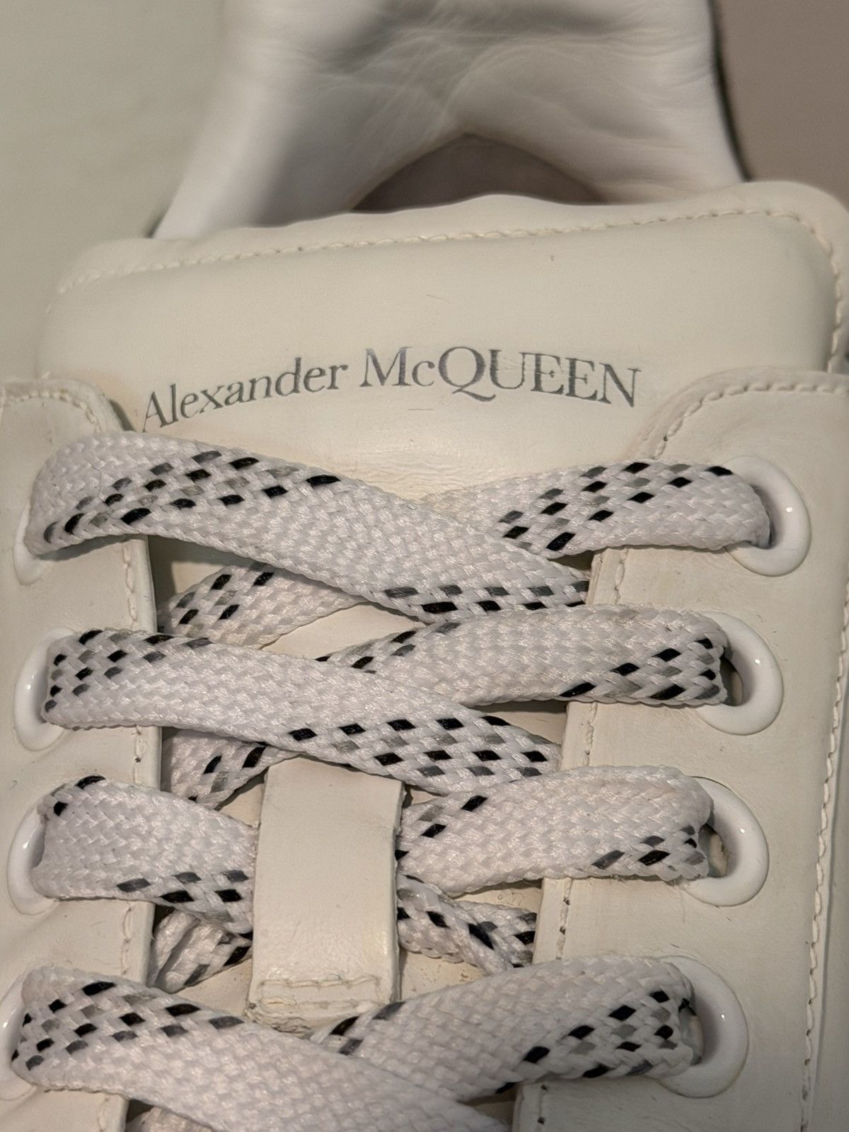 Alexander McQueen Alexander McQueen Court Sneakers Ivory / Navy Green 45 / 12 Size US 12 / EU 45 - 12 Thumbnail