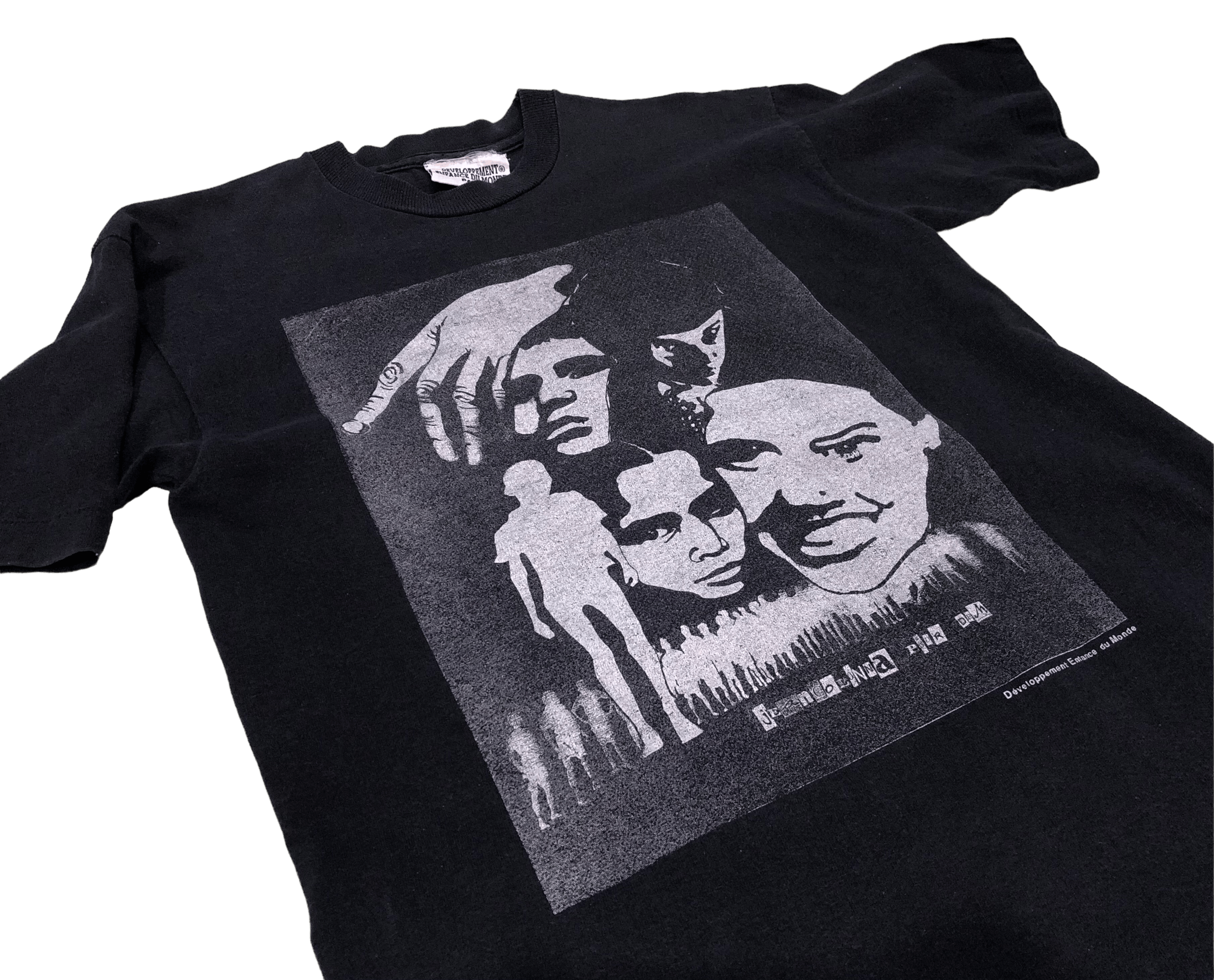Vintage 🔥90s Developpement Enfance Du Monde Tshirt by JEAN COLONNA Size US S / EU 44-46 / 1 - 6 Thumbnail
