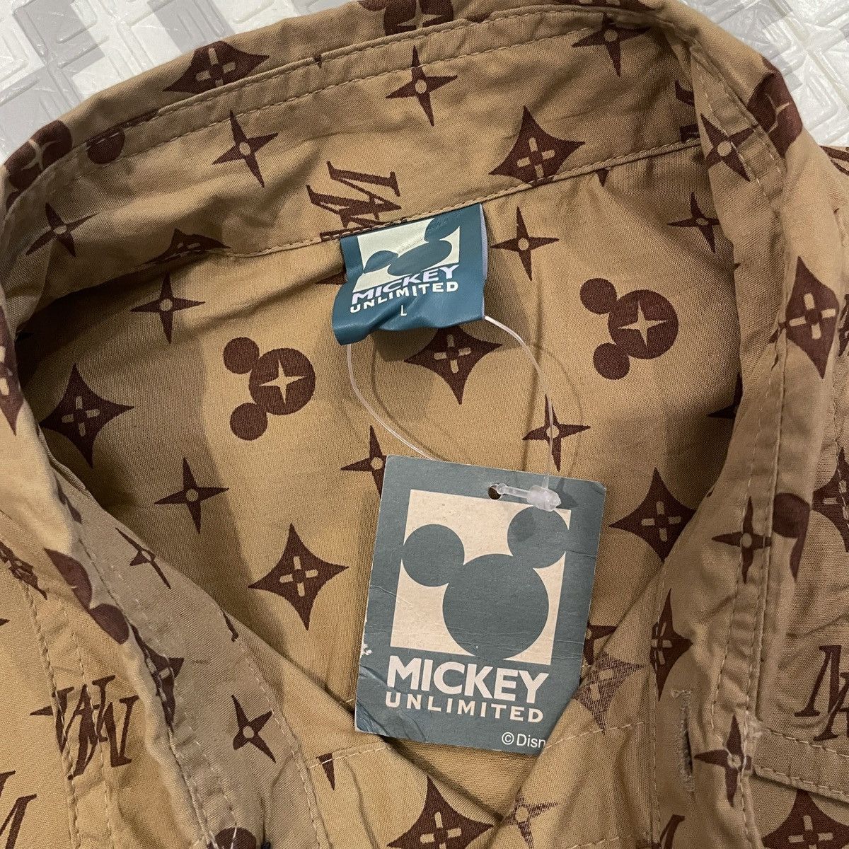 Mickey Unlimited Vintage mickey unlimited louis vuitton monogram design shirt Size US L / EU 52-54 / 3 - 5 Thumbnail