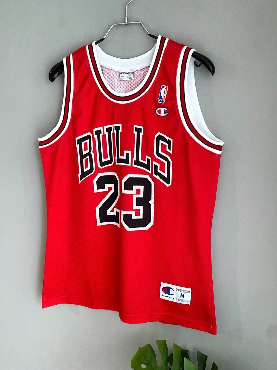 Champion Vintage 90s NBA Basketball Jersey Chicago Bulls #23 JORDAN M Size US M / EU 48-50 / 2 - 2 Thumbnail
