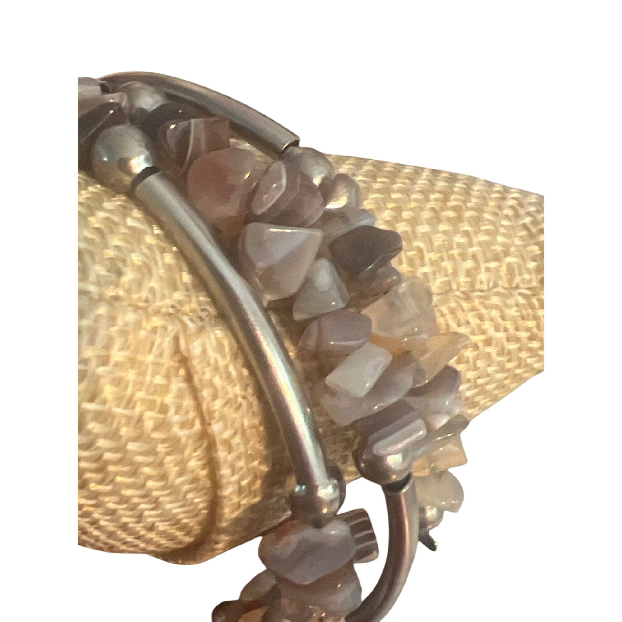 Other Vintage Silver Tone Wrap Bracelet Agate Quartz Chips Natural Size ONE SIZE - 3 Thumbnail