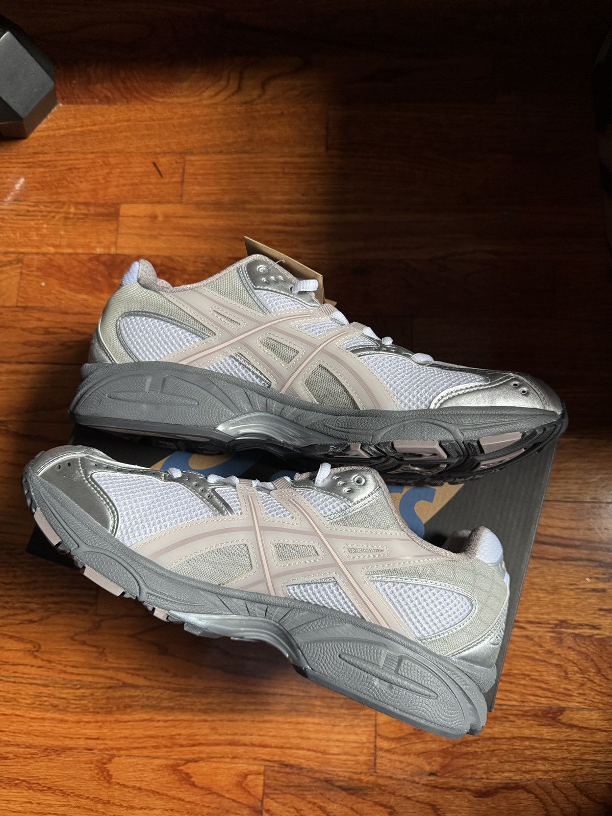 Asics Kith ASICS Gel Nimbus 10.1 White Morganite size 10.5 Size US 10.5 / EU 43-44 - 5 Thumbnail