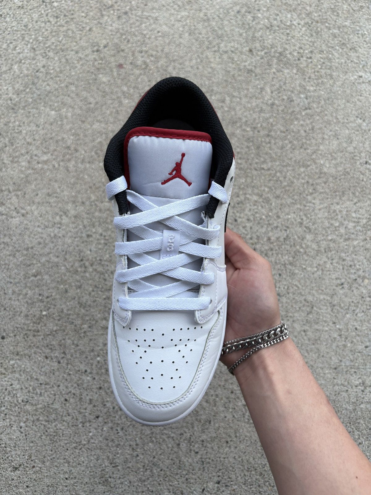 Jordan Brand 2021 Jordan 1 Low “White Gym Red” (GS) Size 5.5Y Size US 5.5 / EU 38 - 10 Thumbnail