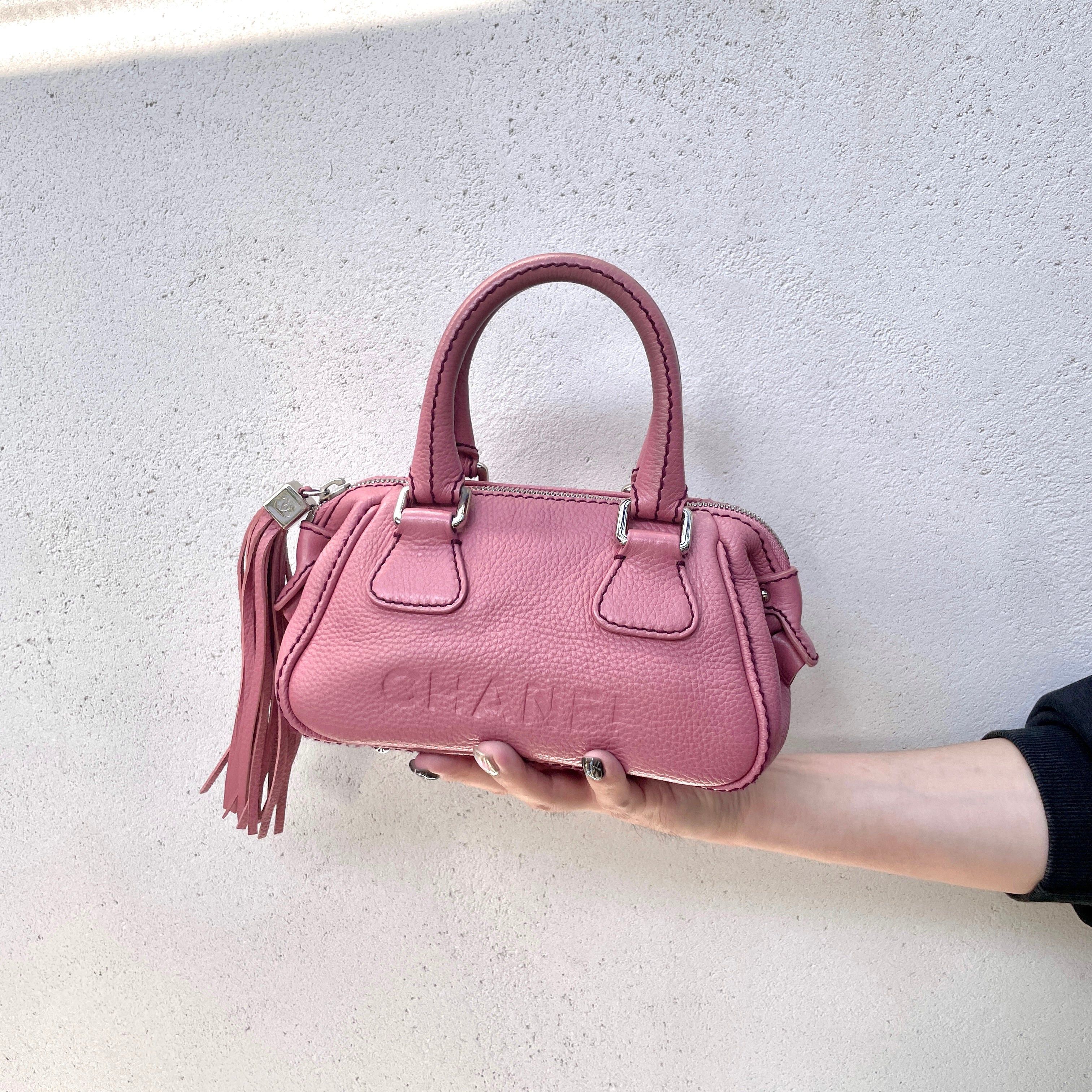 Chanel Chanel Caviar Skin Leather Logo Handbag Pink Size ONE SIZE - 1 Thumbnail