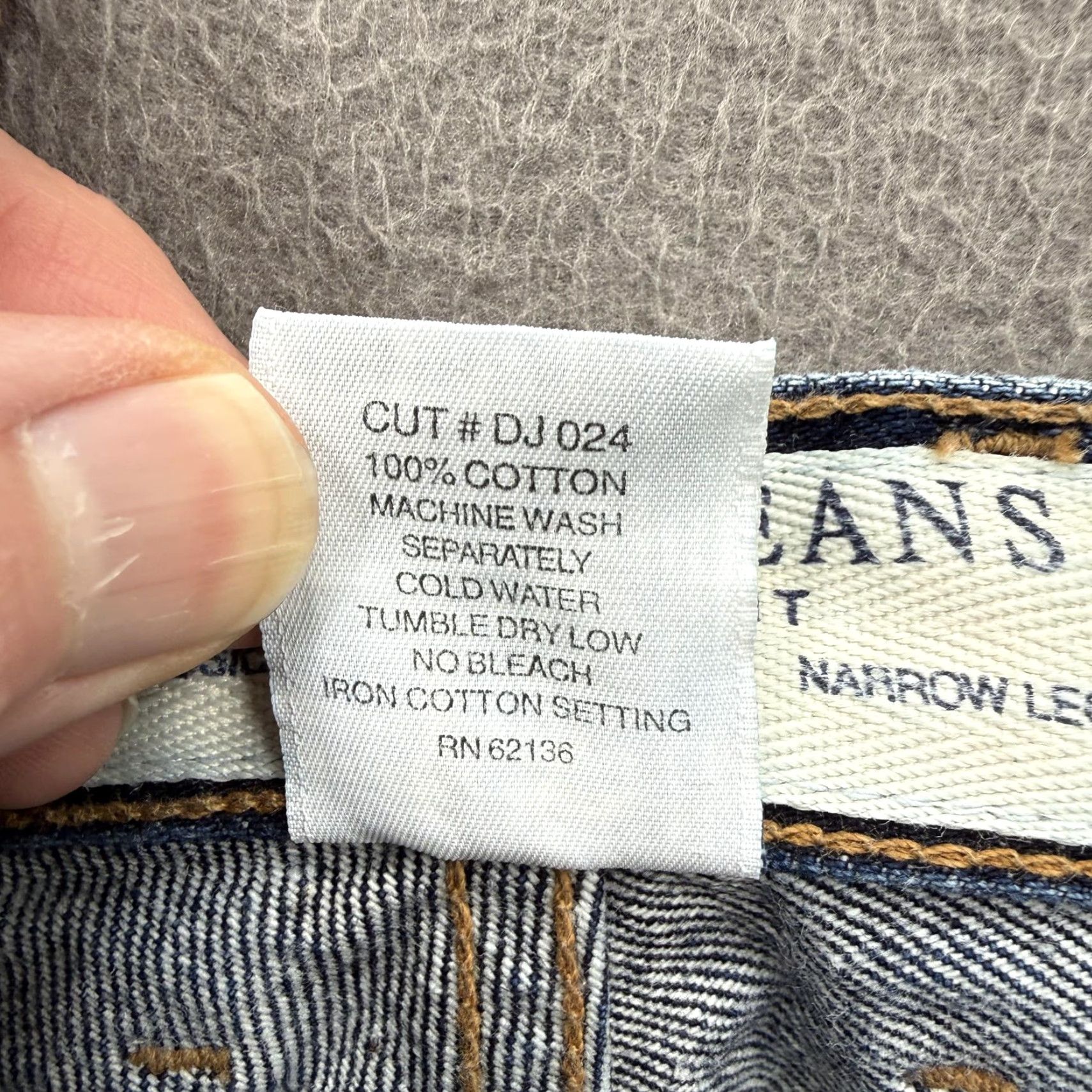 Guess VINTAGE Guess Jeans Mens 29x29 Blue 050 Classic Fit Narrow Leg Denim Jeans Size US 29 - 5 Thumbnail