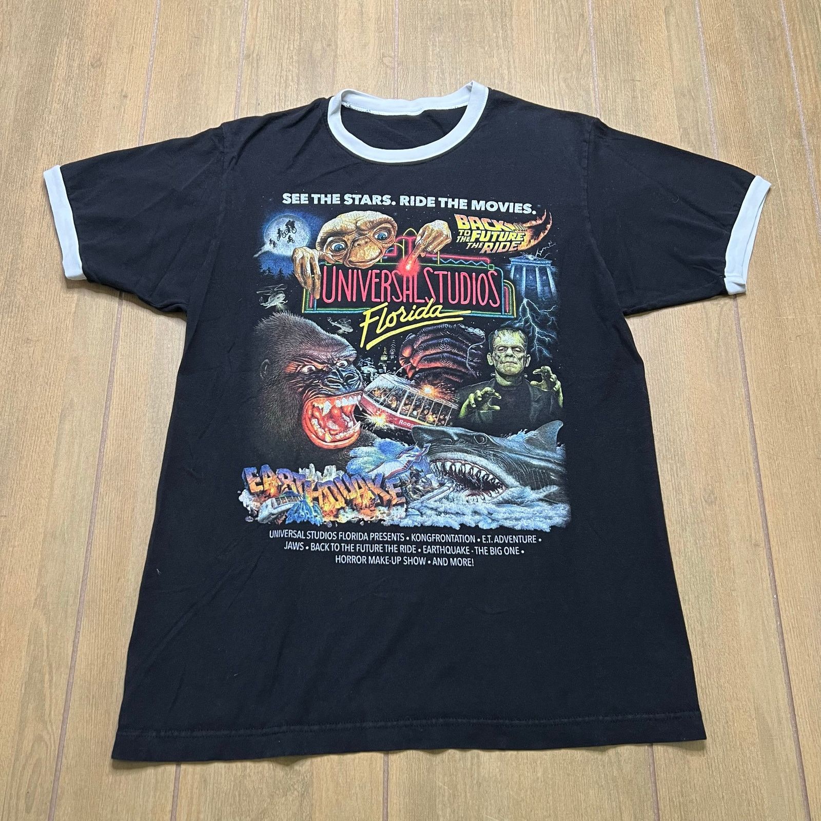 Vintage Vintage Universal Studios T-Shirt Sz S/M Theme Amusement Y2K Size US M / EU 48-50 / 2 - 1 Thumbnail