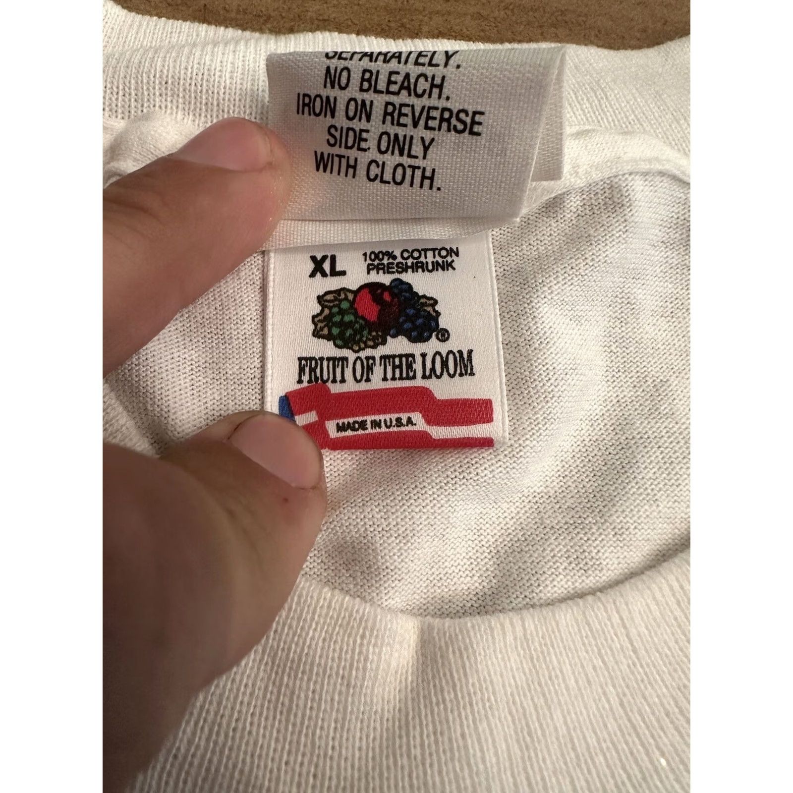 Vintage VINTAGE Cookwears T-Shirt XL White Cotton Blend Single Stitch Bar B Que Sauce Grill Style Farm Cows 1990s Mens Toys? Size US XL / EU 56 / 4 - 7 Thumbnail