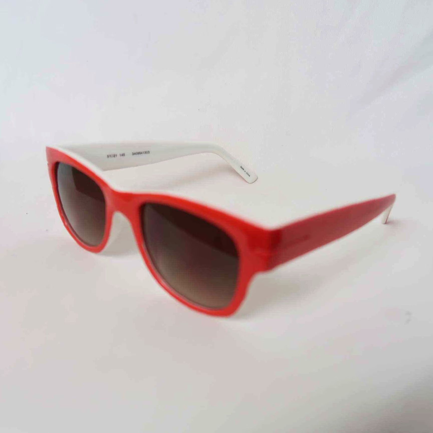 Gap GAP Sunglasses Wayferer Acrylic Red Women Square Black Lens Red Frame Womens Size ONE SIZE - 7 Thumbnail