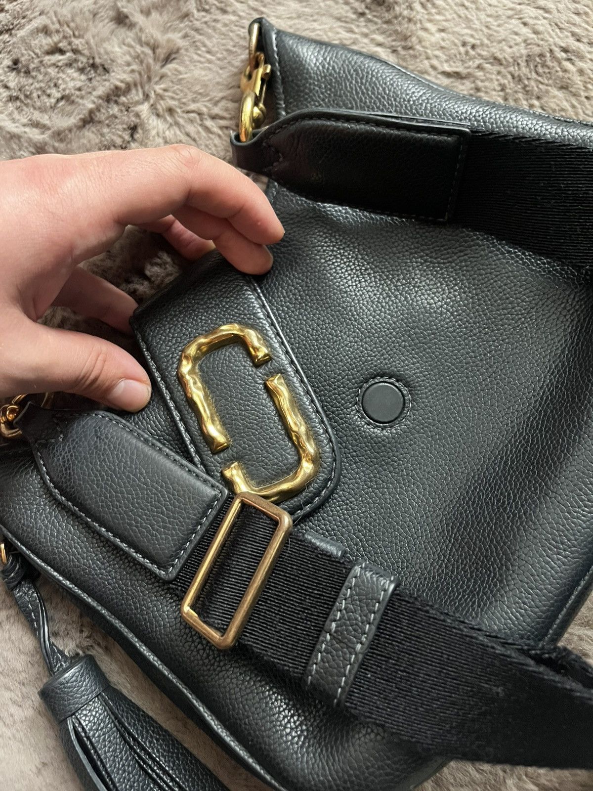 Marc Jacobs Marc Jacobs Leather Hobo Bag Black Gold Hardware 2 Straps Size ONE SIZE - 15 Thumbnail