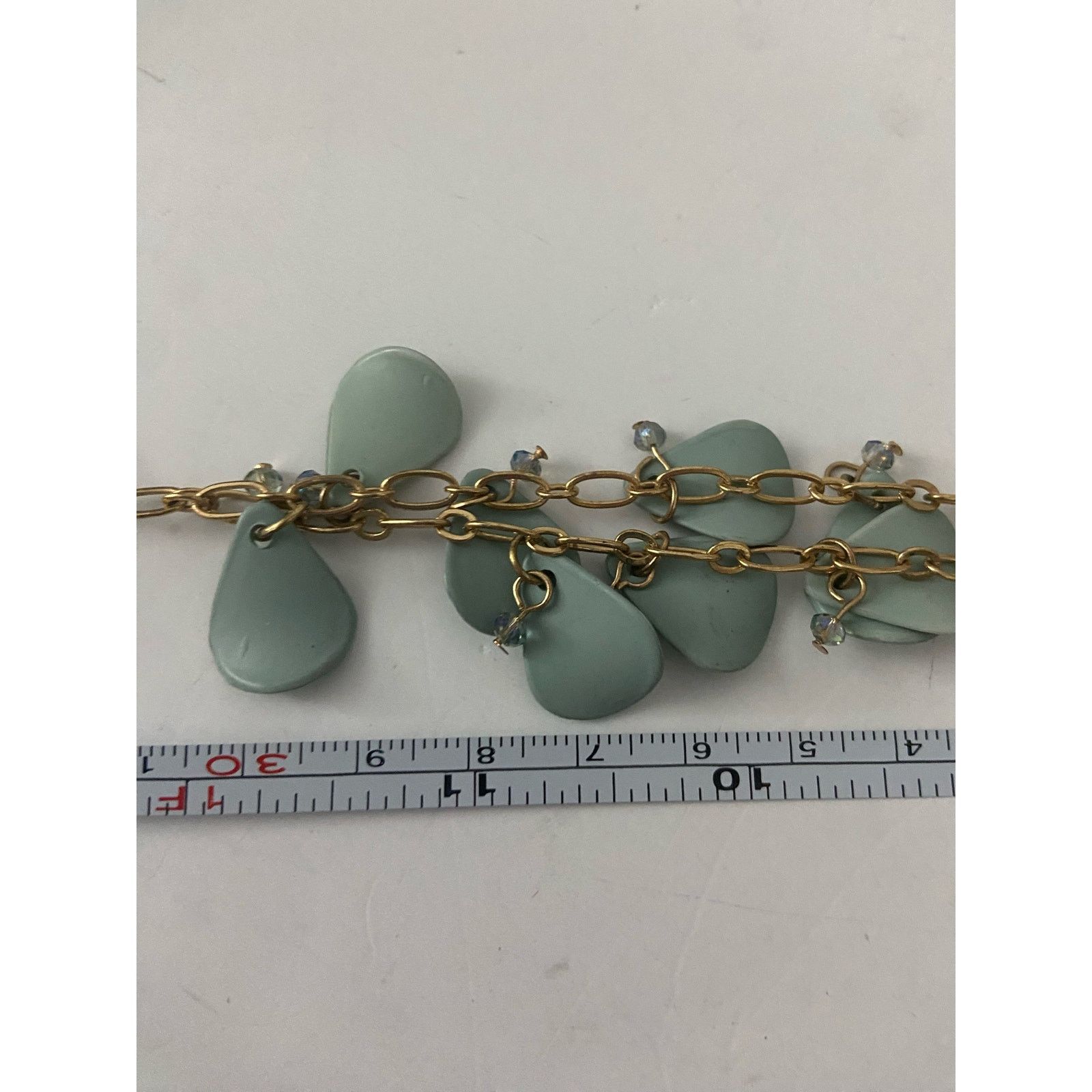 Vintage Vintage mint green petal y drop necklace, gold tone Size ONE SIZE - 4 Thumbnail