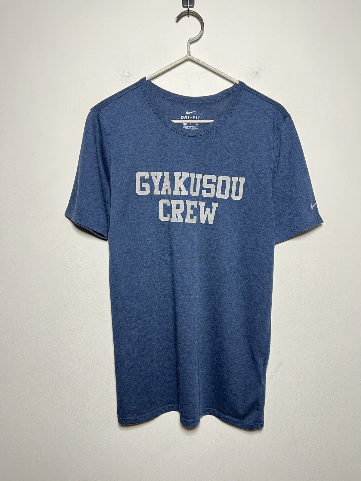 トップス NIKE UNDERCOVER GYAKUSOU SLEEVELESS TOP NIKE UNDERCOVER GYAKUSOU SLEEVELESS TOP - メルカリ