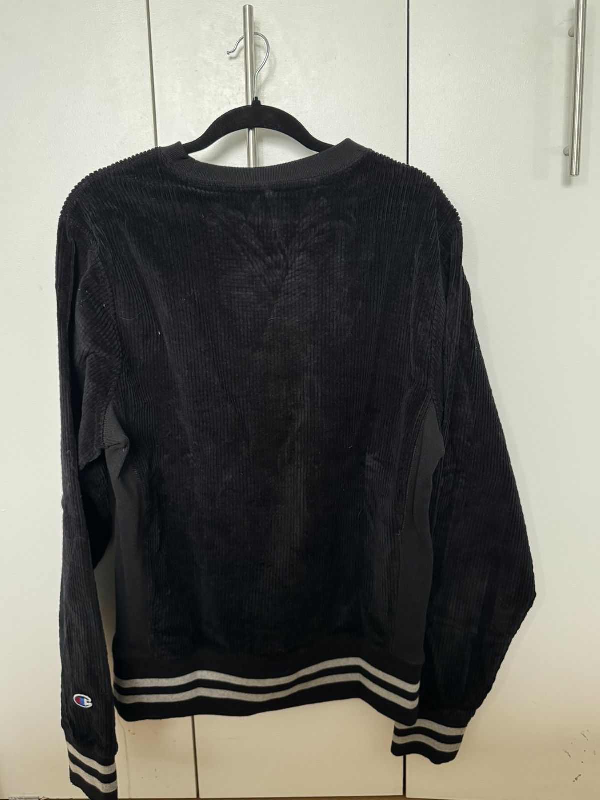 Champion Champion vintage black corduroy sweatshirt with logo Size US M / EU 48-50 / 2 - 2 Thumbnail