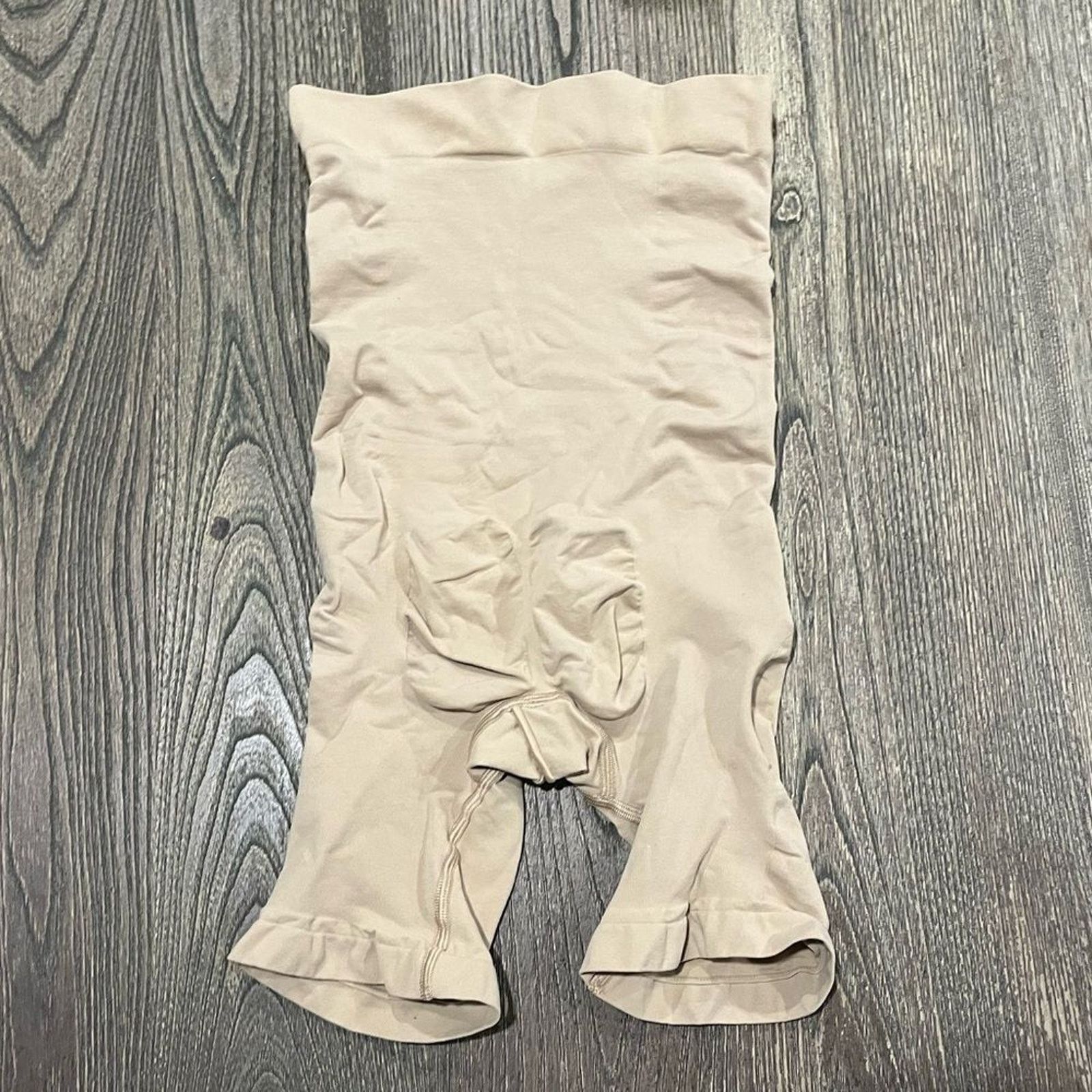 SKIMS NWOT Skims Everyday Sculpt Mid Thigh Short Open Gusset Sz XL Size ONE SIZE - 3 Thumbnail
