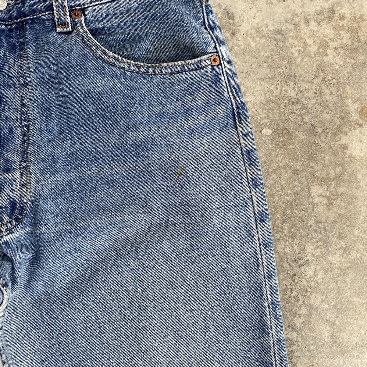 Levi's Size 32x29.5 Vintage Early 2000 Levis 501 Washed Blue Jeans Size US 32 / EU 48 - 6 Thumbnail