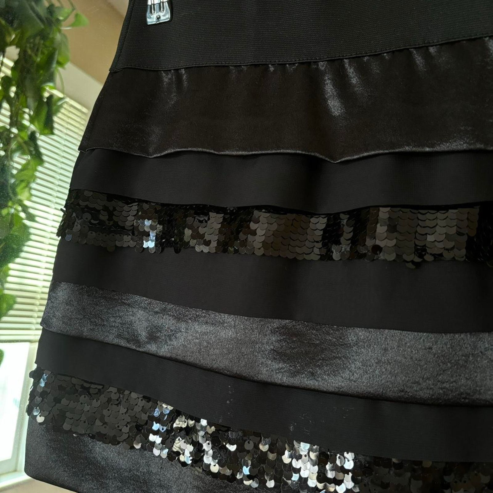 Bebe Vintage Bebe Party Sequin Mini Skirt XXS Y2K Silk NYE Club Size 26" / US 2 / IT 38 - 4 Thumbnail