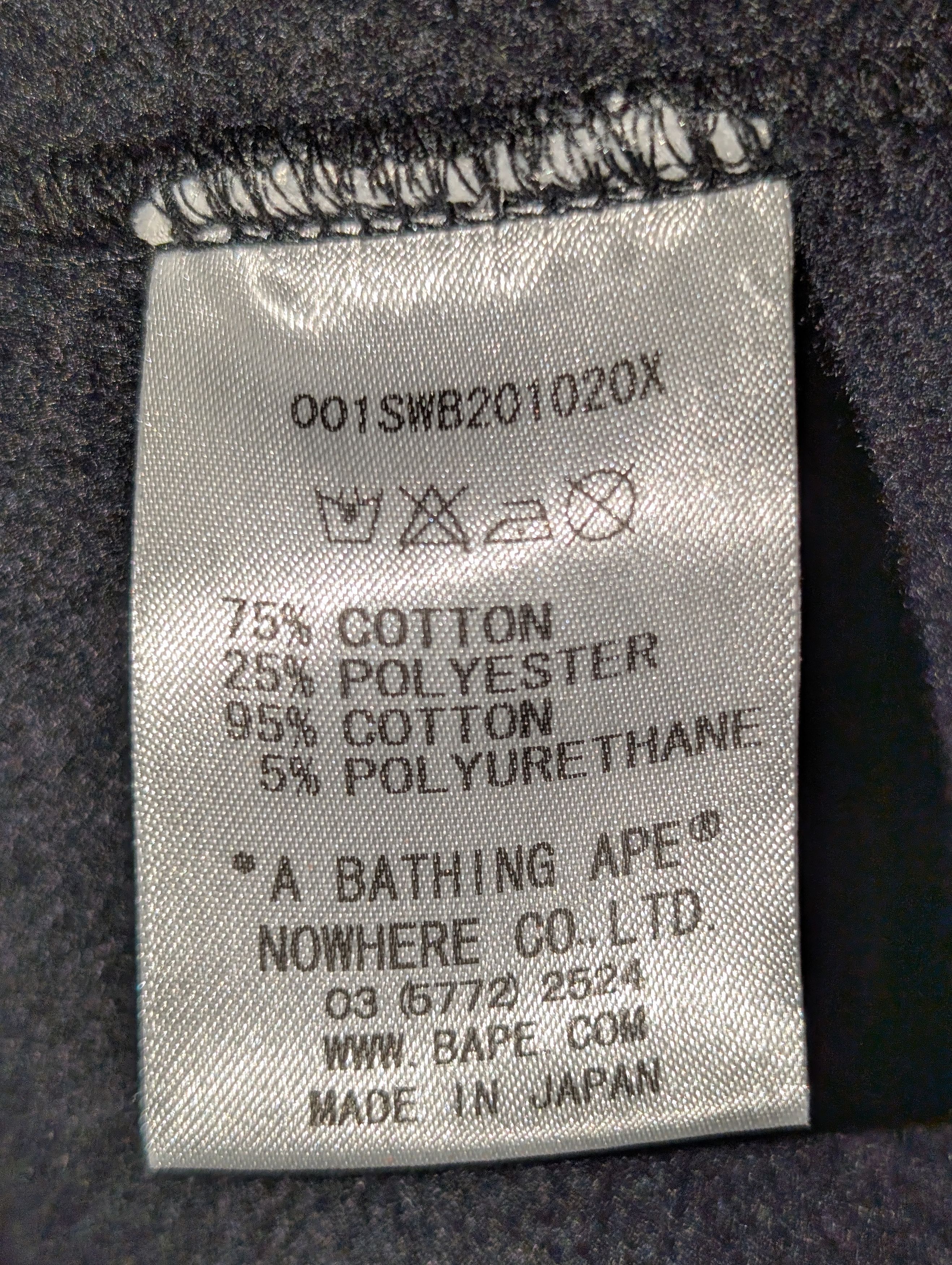 Bape 23RD ANNIVERSARY BLACK SWEATER WITH GOLD EMRBOIDED BAPE HEAD Size US L / EU 52-54 / 3 - 2 Thumbnail