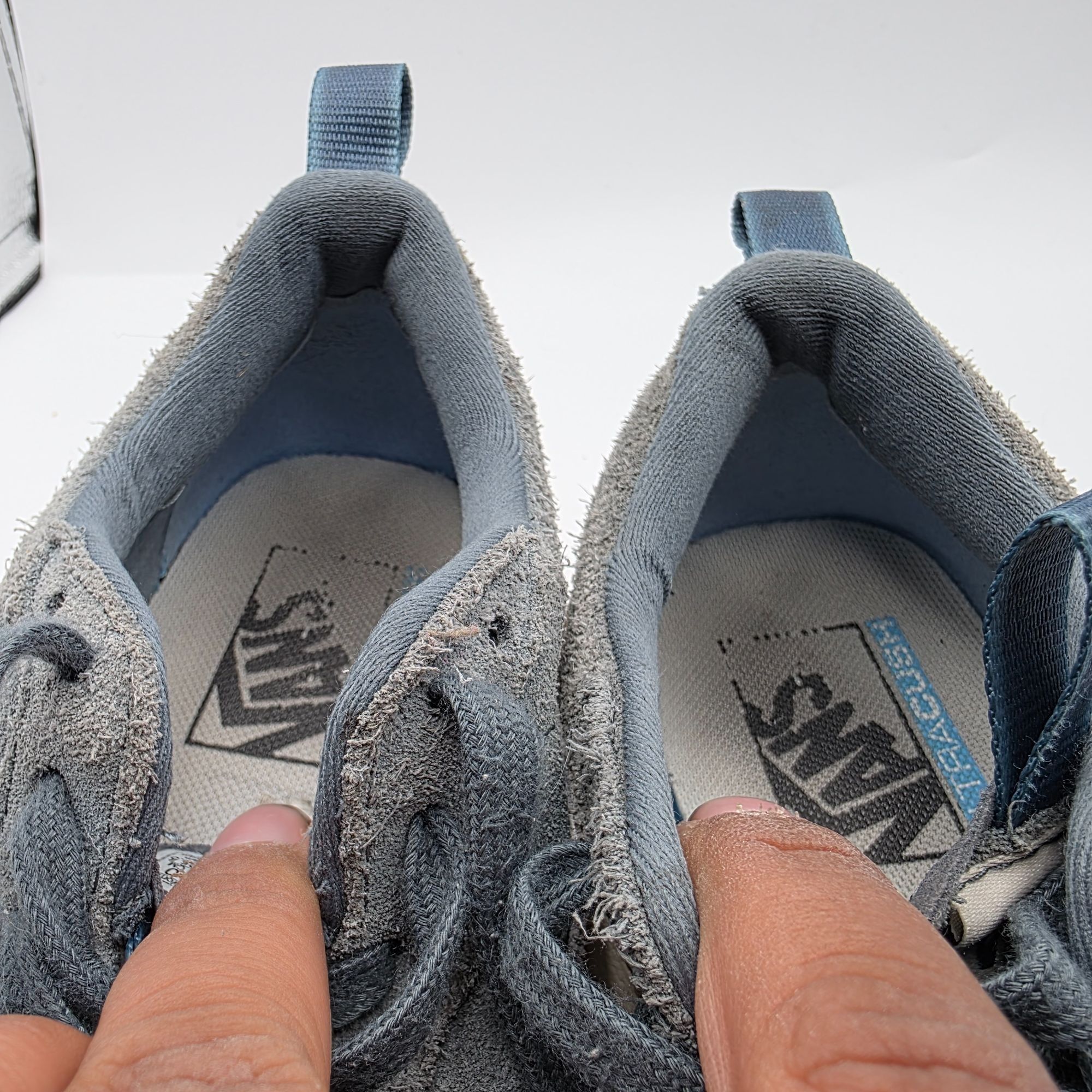 Vans Vans UltraRange EXO Womens Size 9 Blue Sneaker Shoes Athleti Size US 9 / IT 39 - 9 Thumbnail