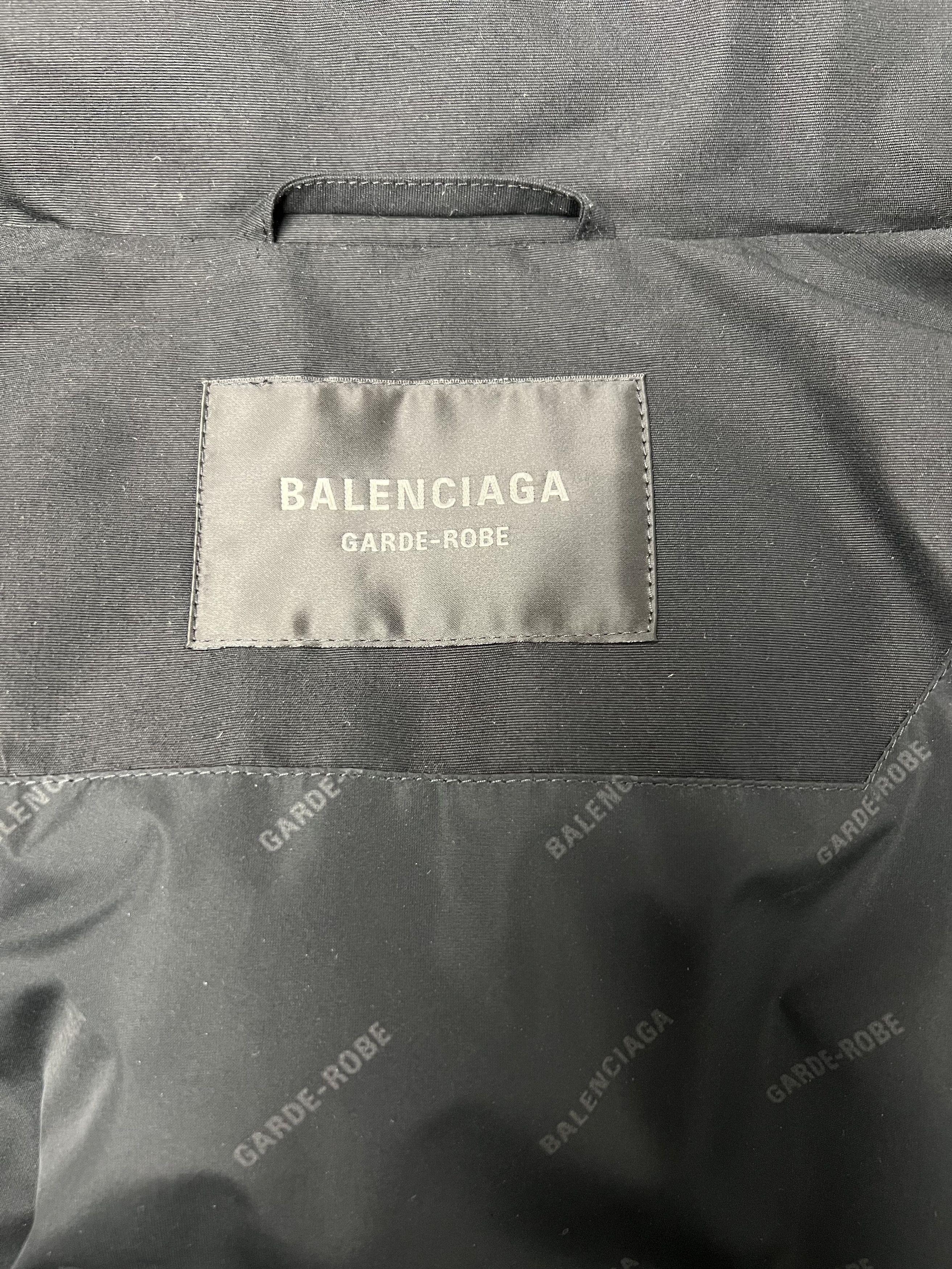 Balenciaga BRAND NEW, S23, BALENCIAGA BOXY PUFFER JACKET, GARDE-ROBE Size US M / EU 48-50 / 2 - 8 Thumbnail