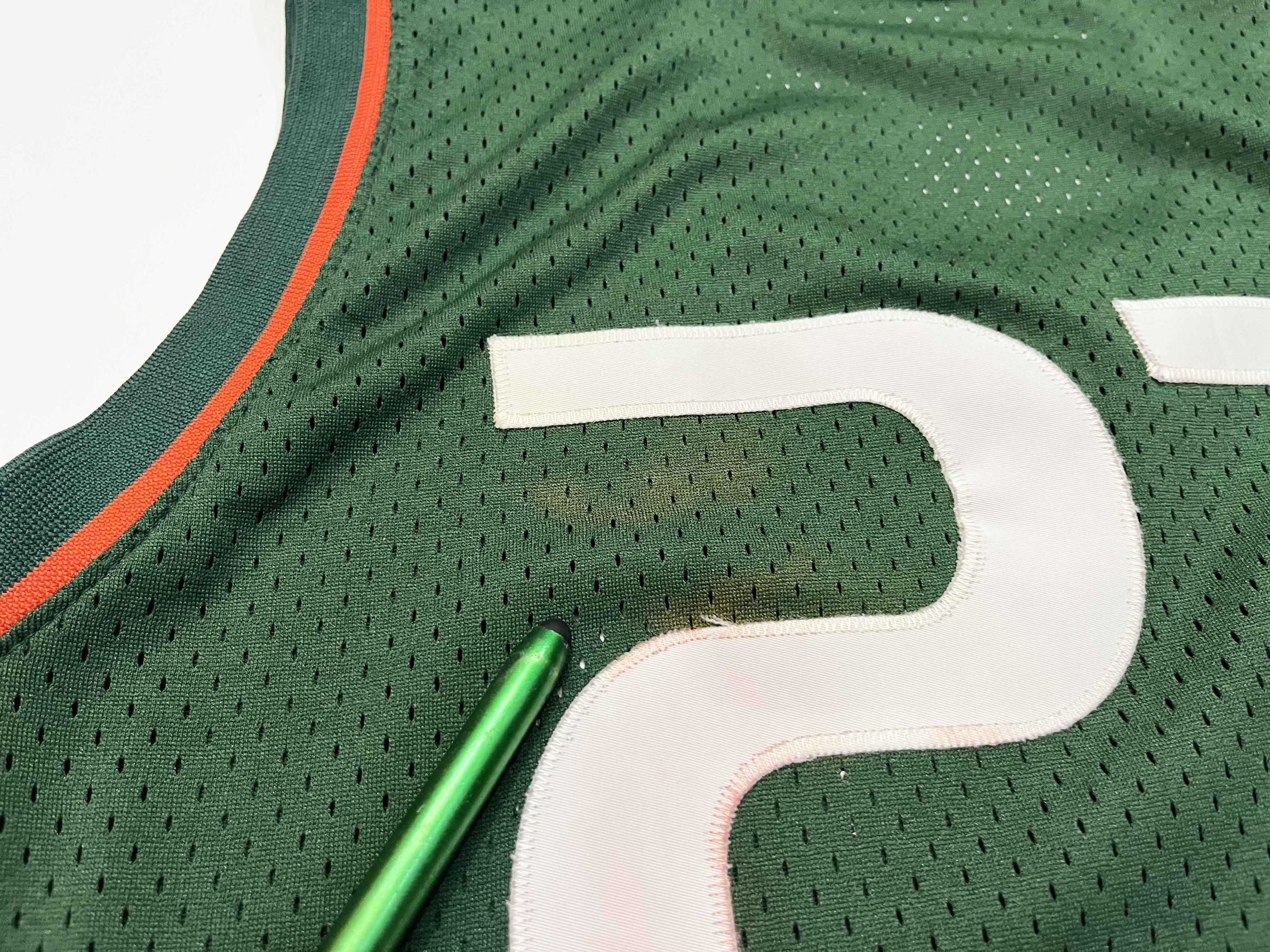 Nike Nike Miami Hurricanes #22 NCAA Basketball Jersey Size US XL / EU 56 / 4 - 12 Thumbnail