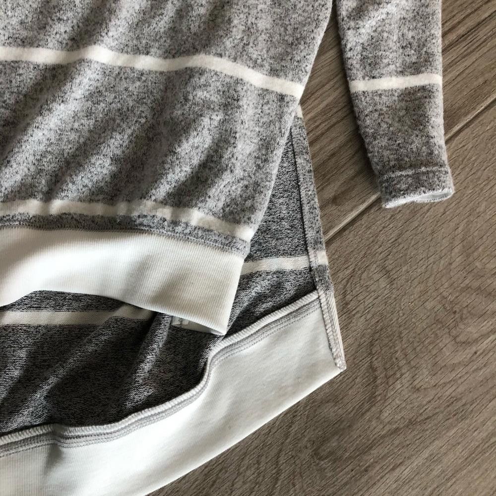 Designer Melloday Grey And White Striped Hi Low Sweater Top Size XS / US 0-2 / IT 36-38 - 3 Thumbnail