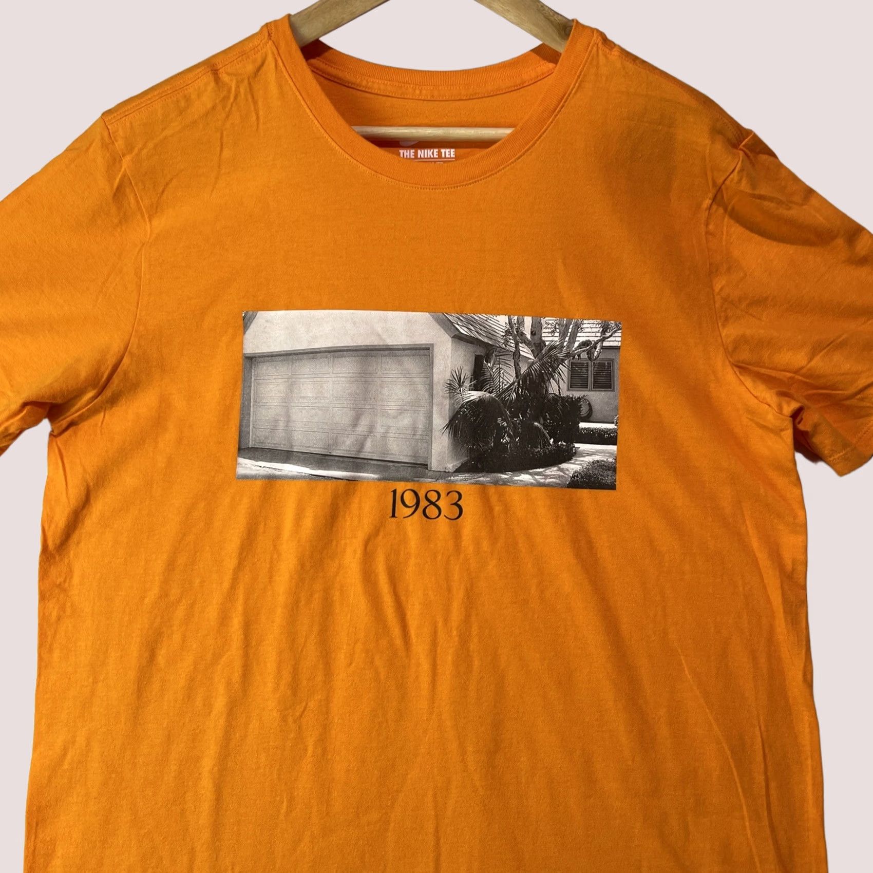 Nike Nike 1983 Shirt Mens Large Athletic Orange Garage Short Sleeve Swoosh Logo Size US L / EU 52-54 / 3 - 1 Thumbnail