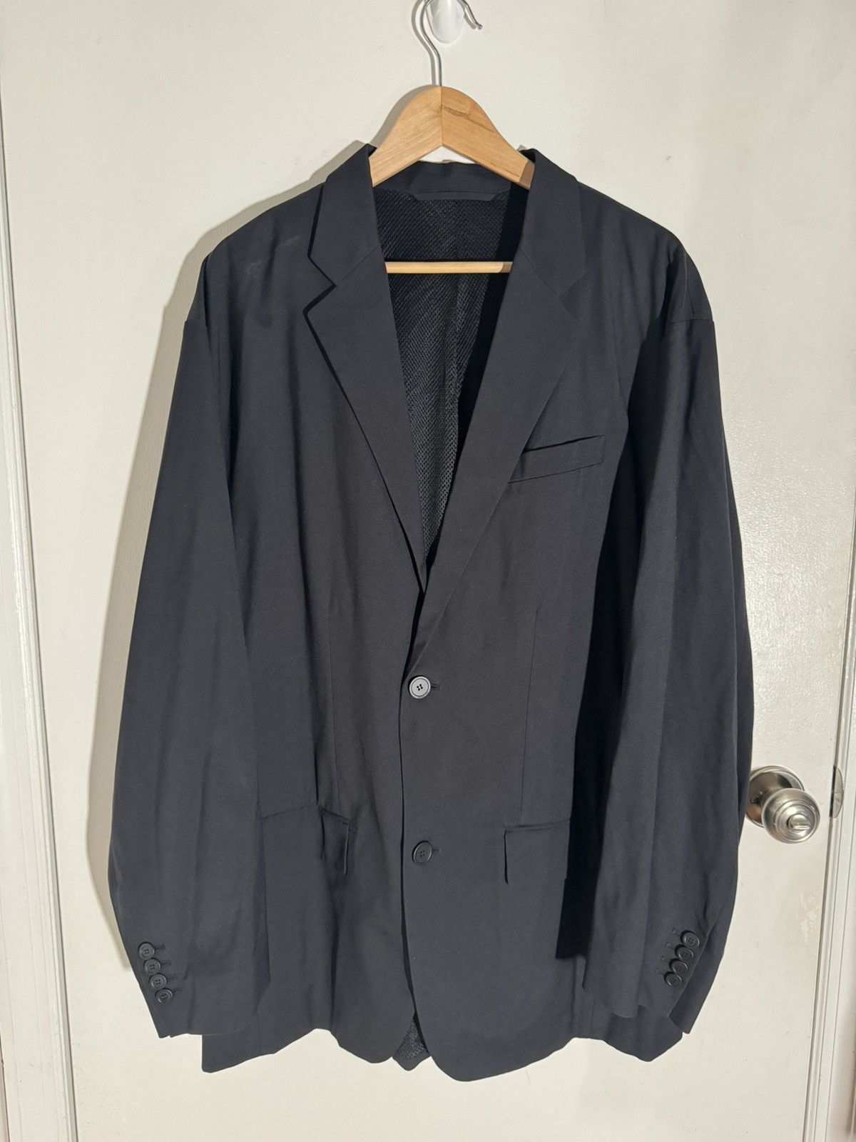 Balenciaga Balenciaga Black Nylon Technical Tailored Blazer Size US S / EU 44-46 / 1 - 1 Thumbnail