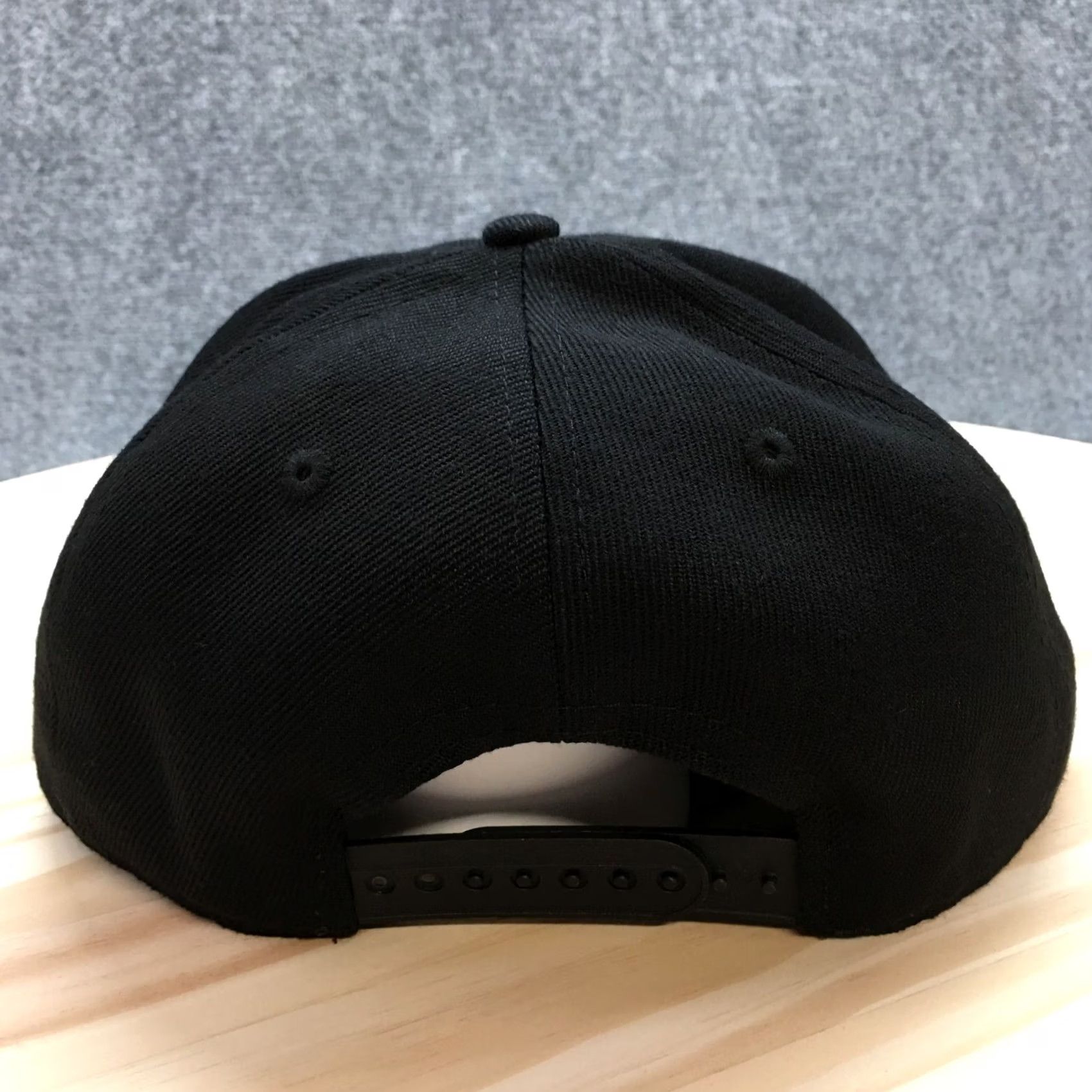 Logo 7 Womens Snapback Hat Black One Size Adjustable Flat Brim Embroidered Logo Size ONE SIZE - 7 Thumbnail