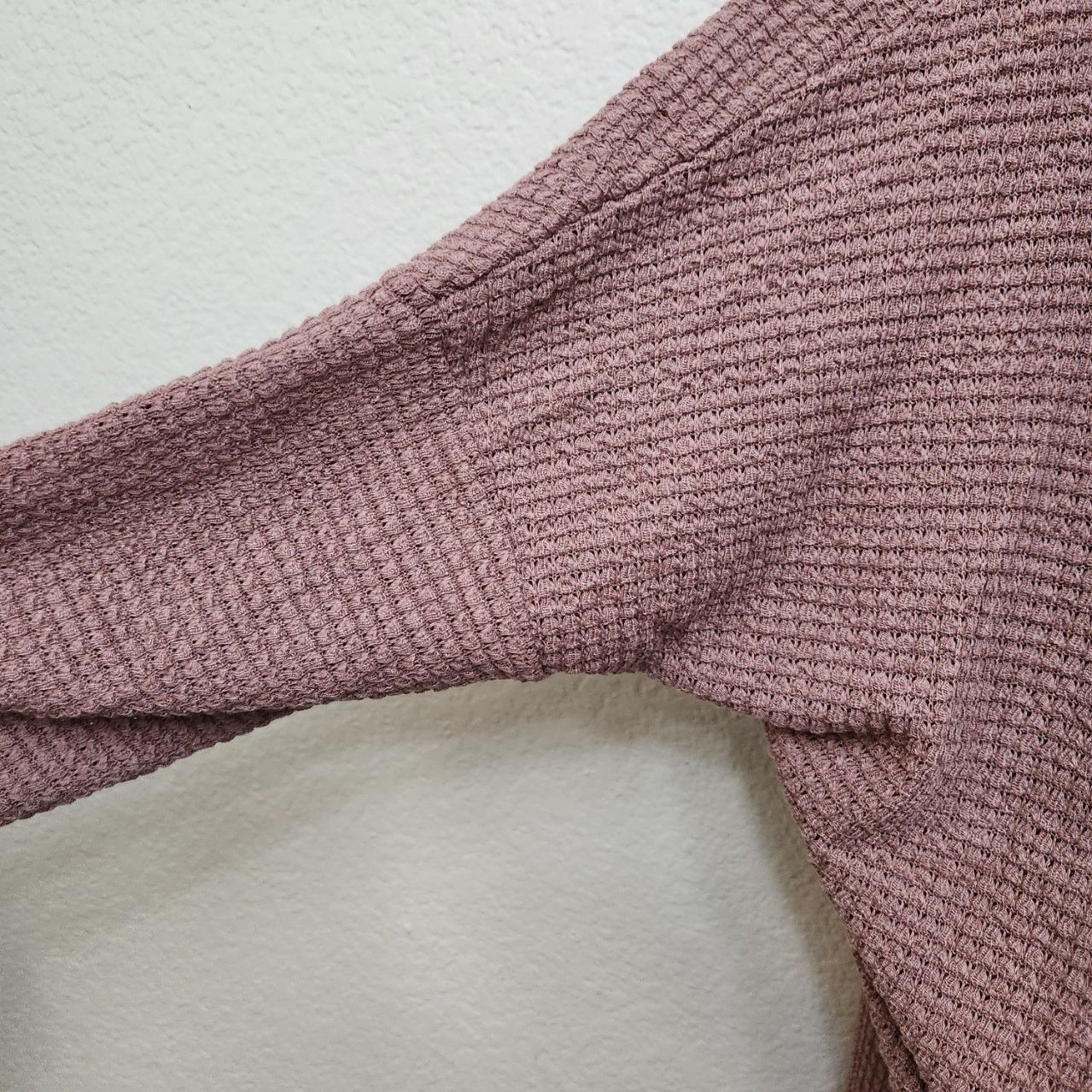 Other Dusty Rose Crisscross Body V Neck Top Large Waffle Knit Size L / US 10 / IT 46 - 2 Thumbnail