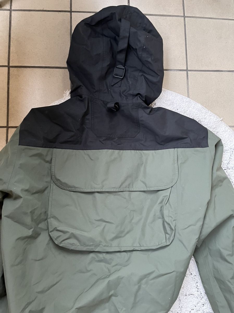 Japanese Brand Loop Flyfishing multipocket 🎣 wading jacket fishing sst pfg Size US L / EU 52-54 / 3 - 14 Thumbnail