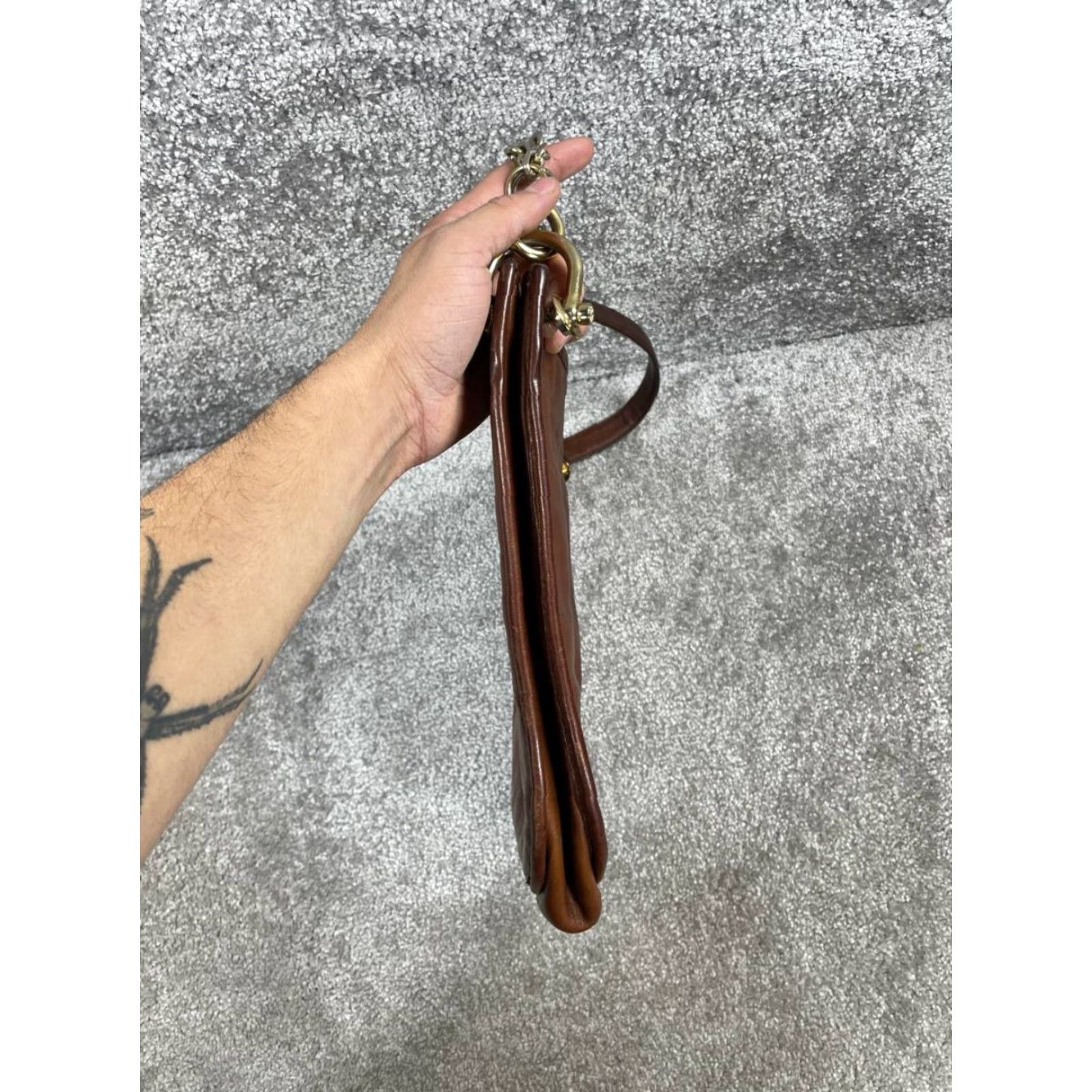 Tory Burch VINTAGE Tory Burch Bags Womens Brown Leather Inner Zipper Pocket Chain Strap Shoulder Size ONE SIZE - 4 Thumbnail