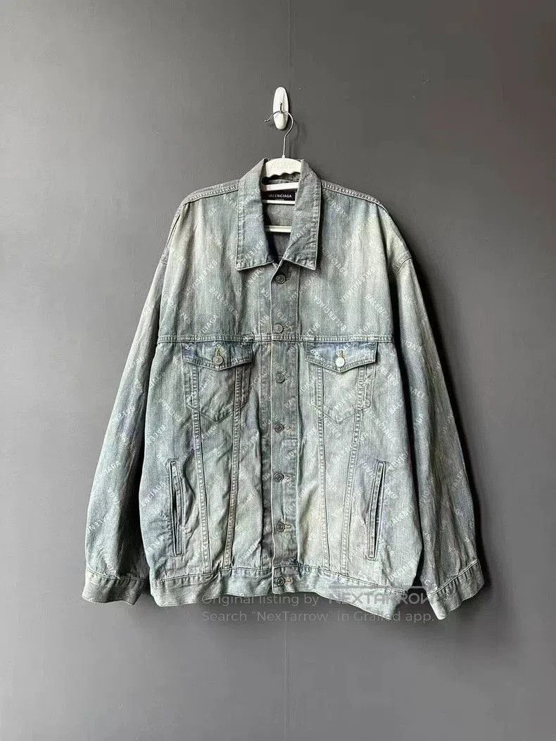 Balenciaga Balenciaga All-Over Print Denim Jacket. Size US L / EU 52-54 / 3 - 1 Thumbnail
