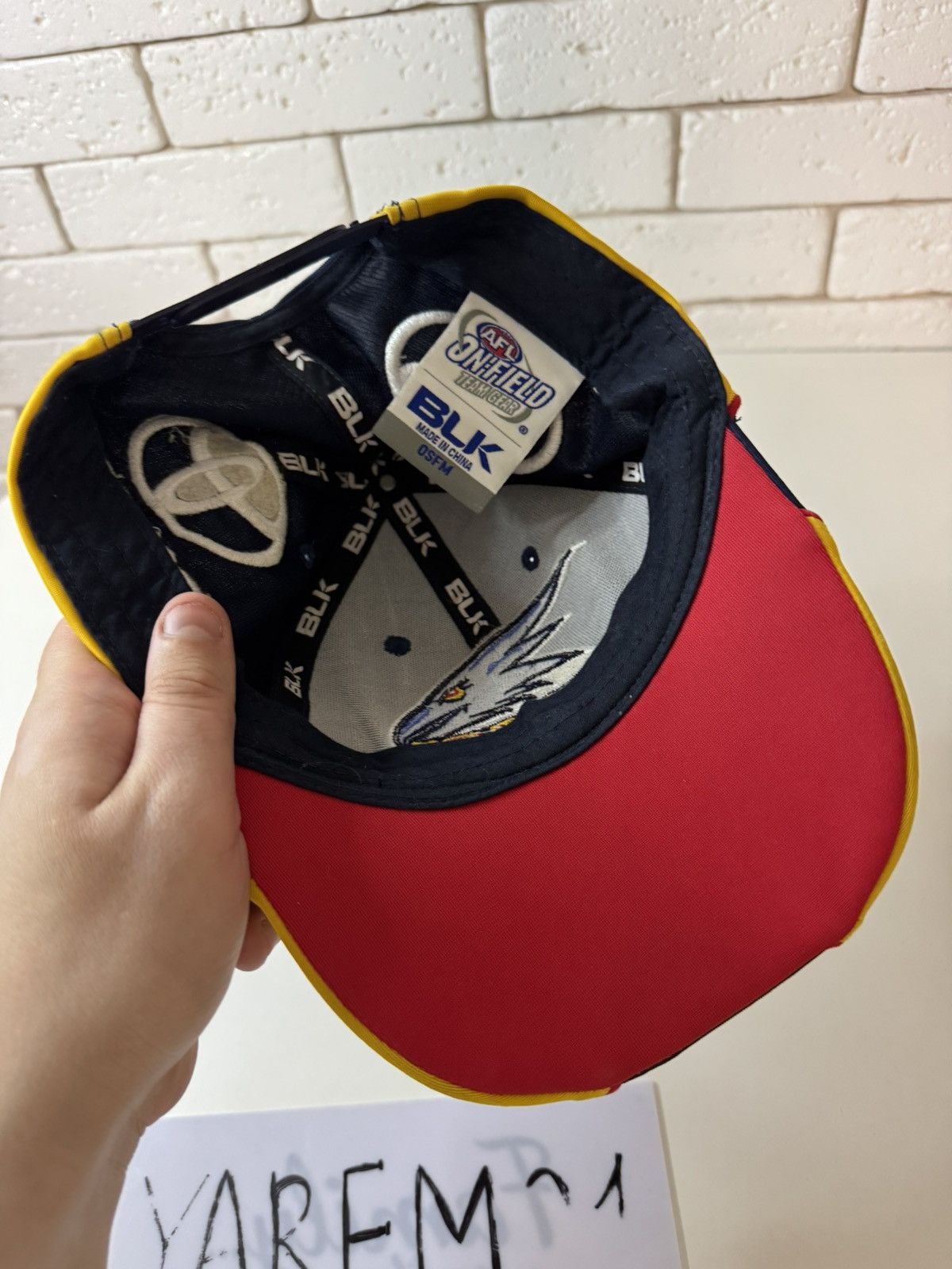 Other Adelaide Crows AFl Toyota cap hat Size ONE SIZE - 5 Thumbnail