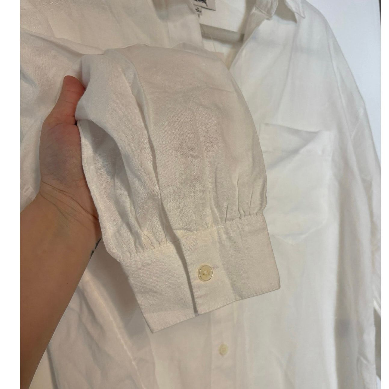 Madewell NWT Madewell Shirred Button-Up Shirt in Linen-Cotton Size M Size M / US 6-8 / IT 42-44 - 7 Thumbnail