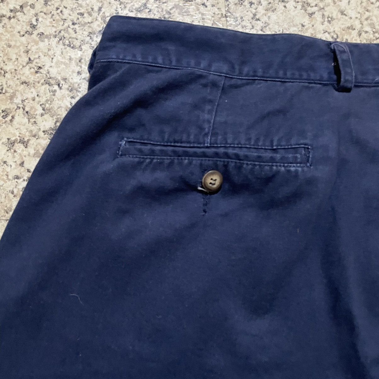 Givenchy Vintage Givenchy Activewear Pleated Chino Shorts Navy Blue Size US 36 / EU 52 - 15 Thumbnail