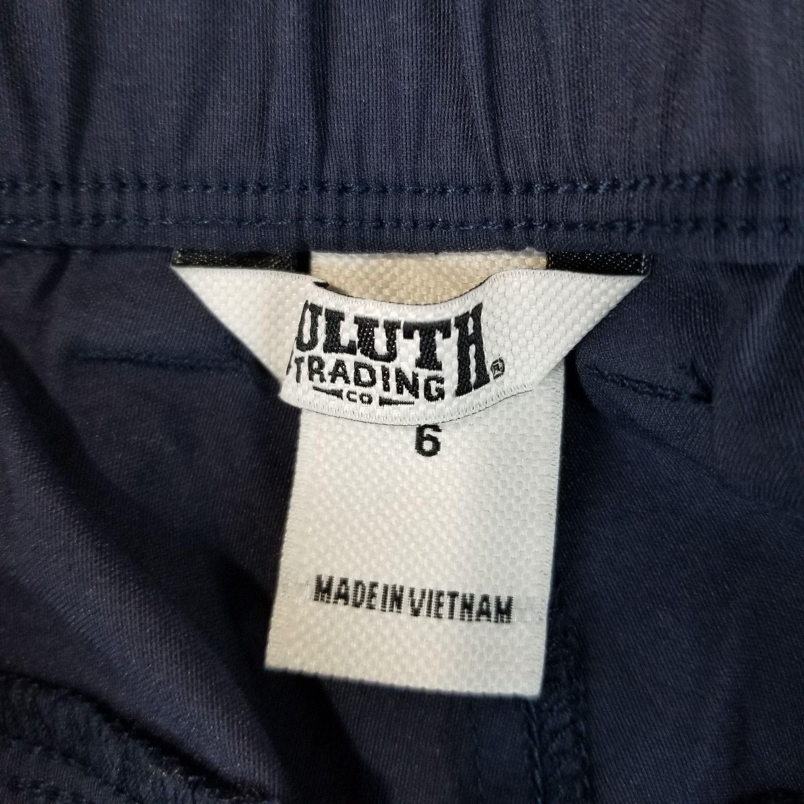 Duluth Trading Company Duluth Trading Capri Pants Womens 6 Navy Dry on the Fly NEW Size 28" / US 6 / IT 42 - 3 Thumbnail