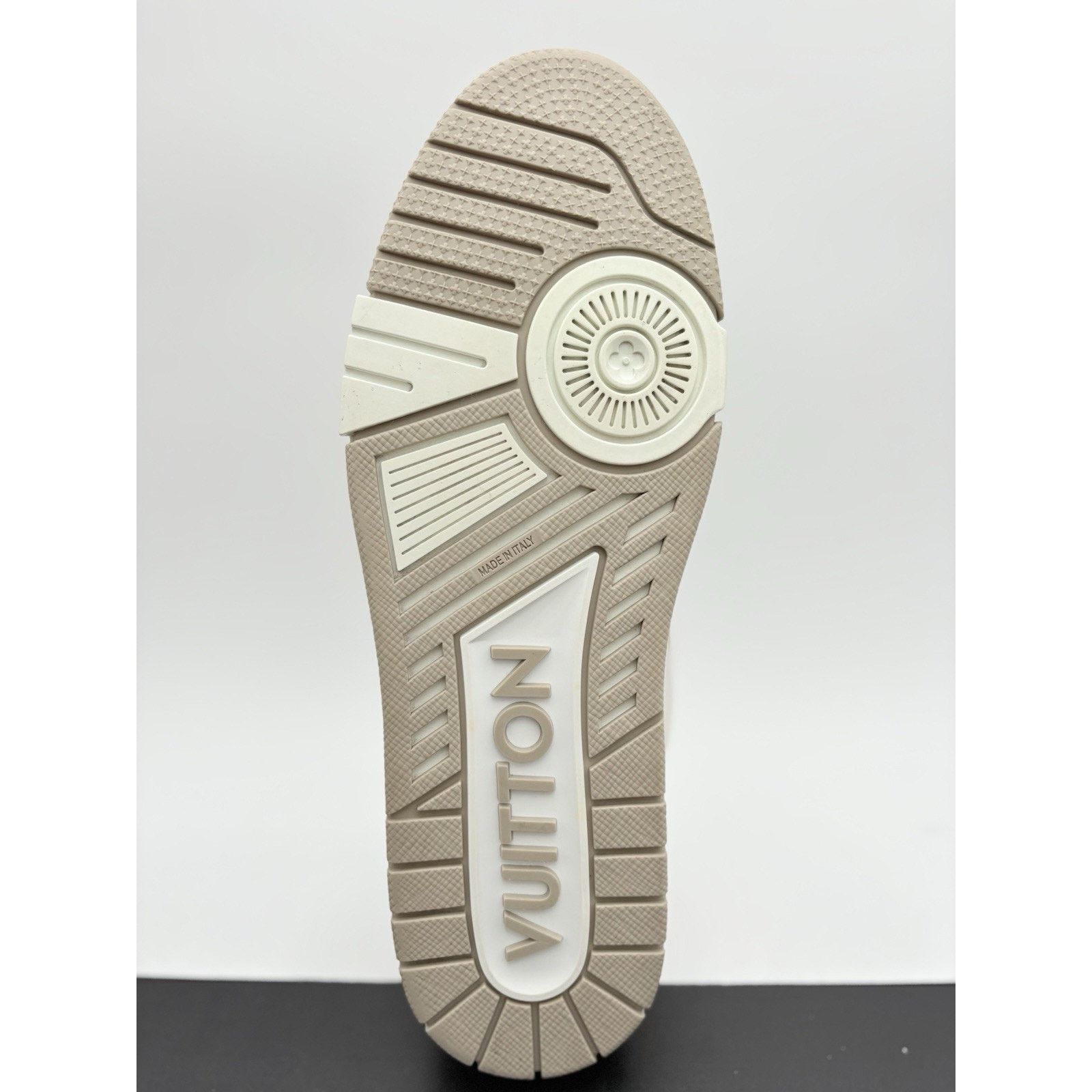 Louis Vuitton Louis Vuitton Trainer Strap ' Beige ' | SUPER CLEAN! Size US 12.5 / EU 45-46 - 6 Thumbnail