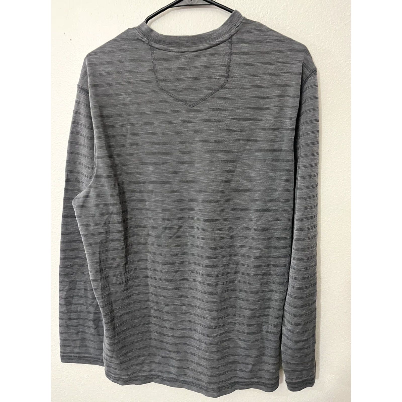 Eddie Bauer Eddie Bauer shirt Men’s Large Gray Striped Short Sleeve Crew Neck Tee Long Sleev Size US L / EU 52-54 / 3 - 2 Thumbnail