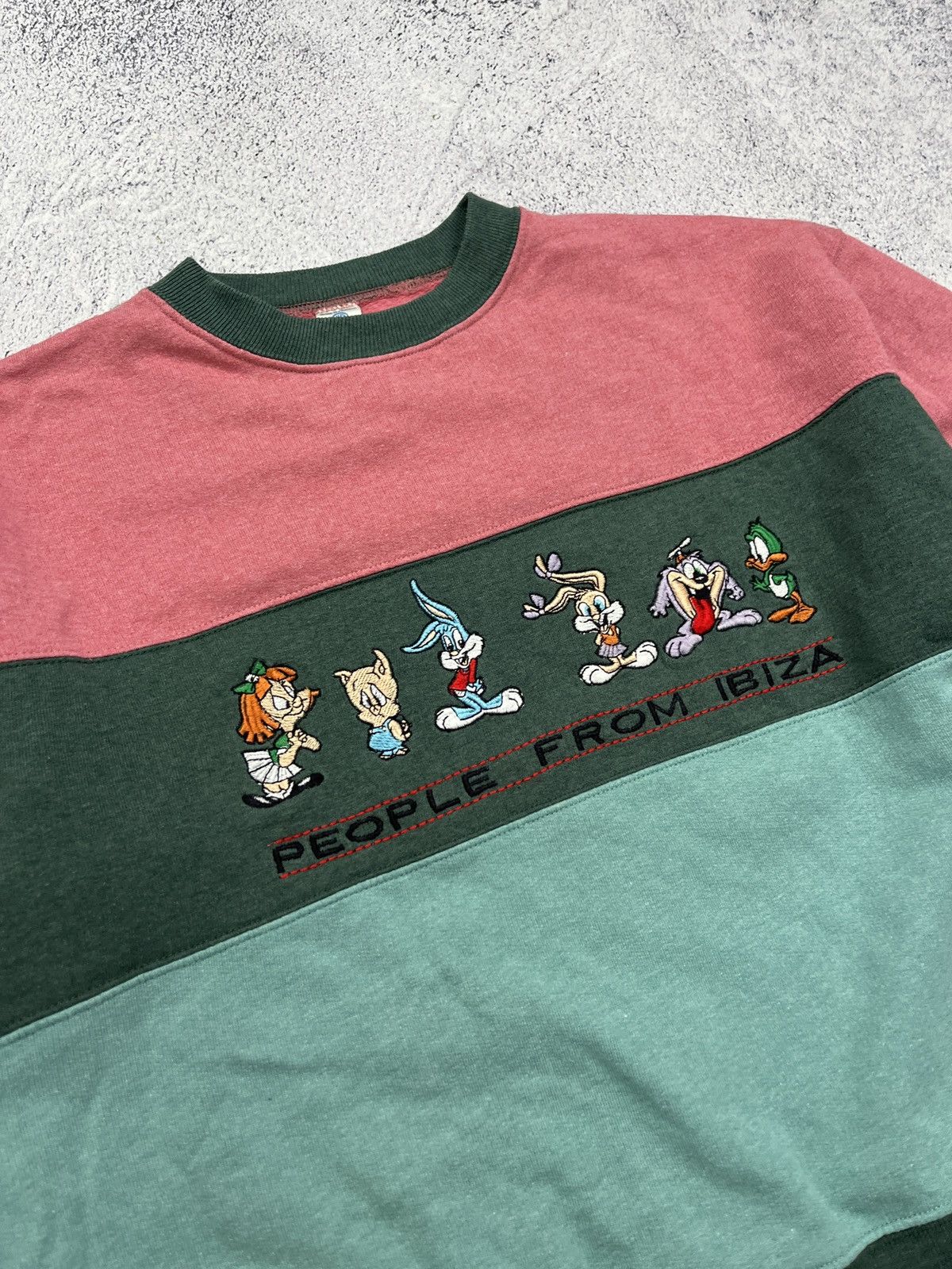 Cartoon Network Vintage Looney Tunes 1992 Warner Bros Sweatshirt France Rare Size US S / EU 44-46 / 1 - 4 Thumbnail