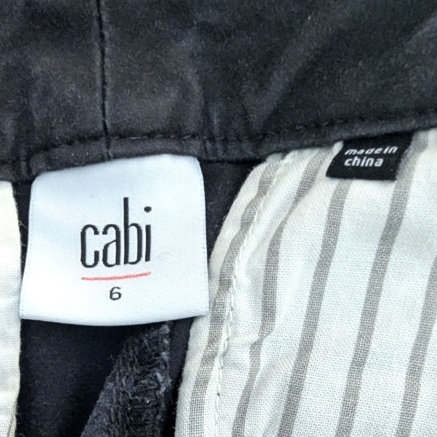 Vintage Cabi Charcoal Gray Rainbow Side Stripe Pants Womens 6 Casual Workwear Slim Tapered Front Flat Front Pockets Button Zip Size 28" / US 6 / IT 42 - 6 Thumbnail