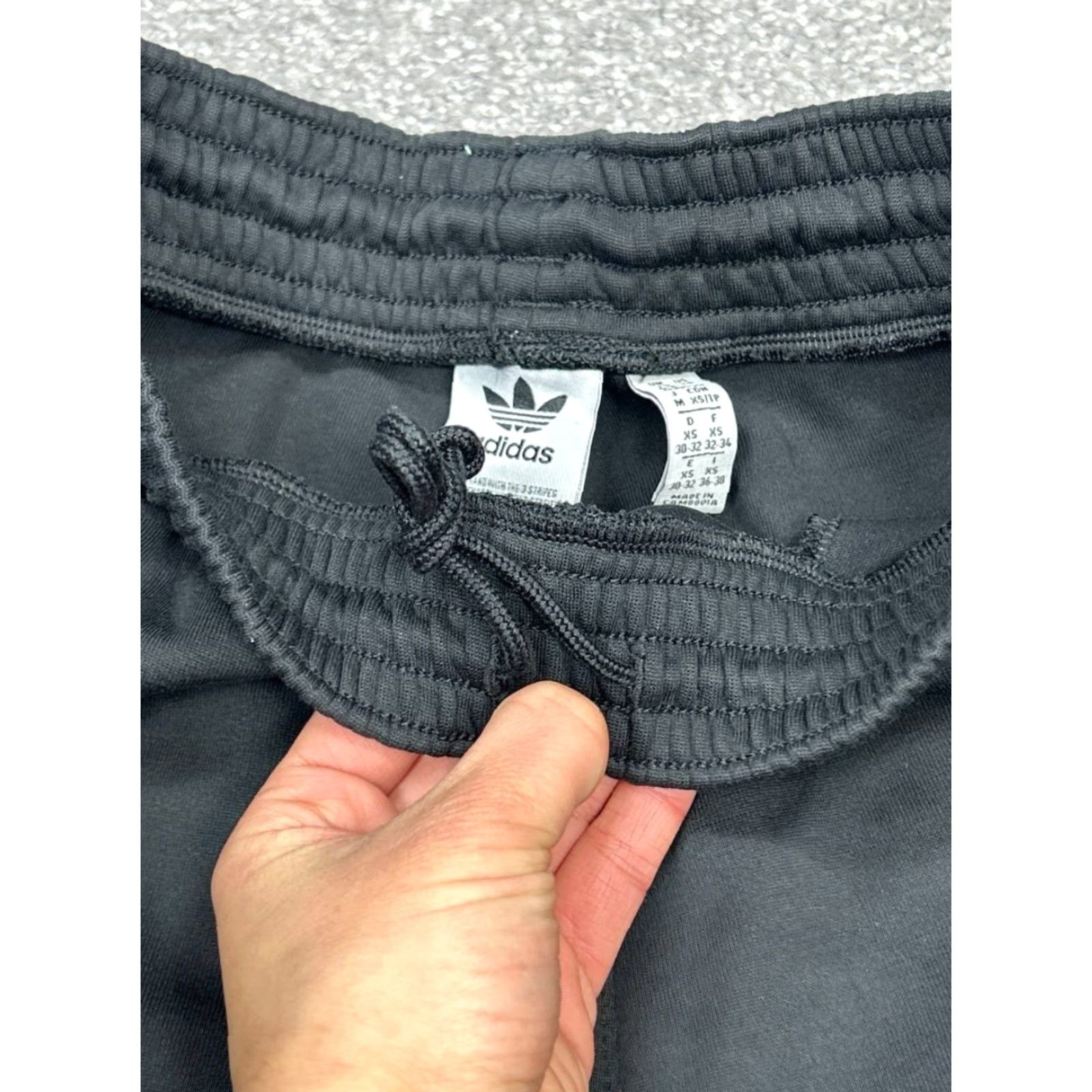 Adidas Adidas Sweatpants Womens XS Black Loose Fit Drawstring High Rise Tapered Pockets Modern Classic Outdoor Activewear Pants Womens XS Black Size 26" / US 2 / IT 38 - 5 Thumbnail