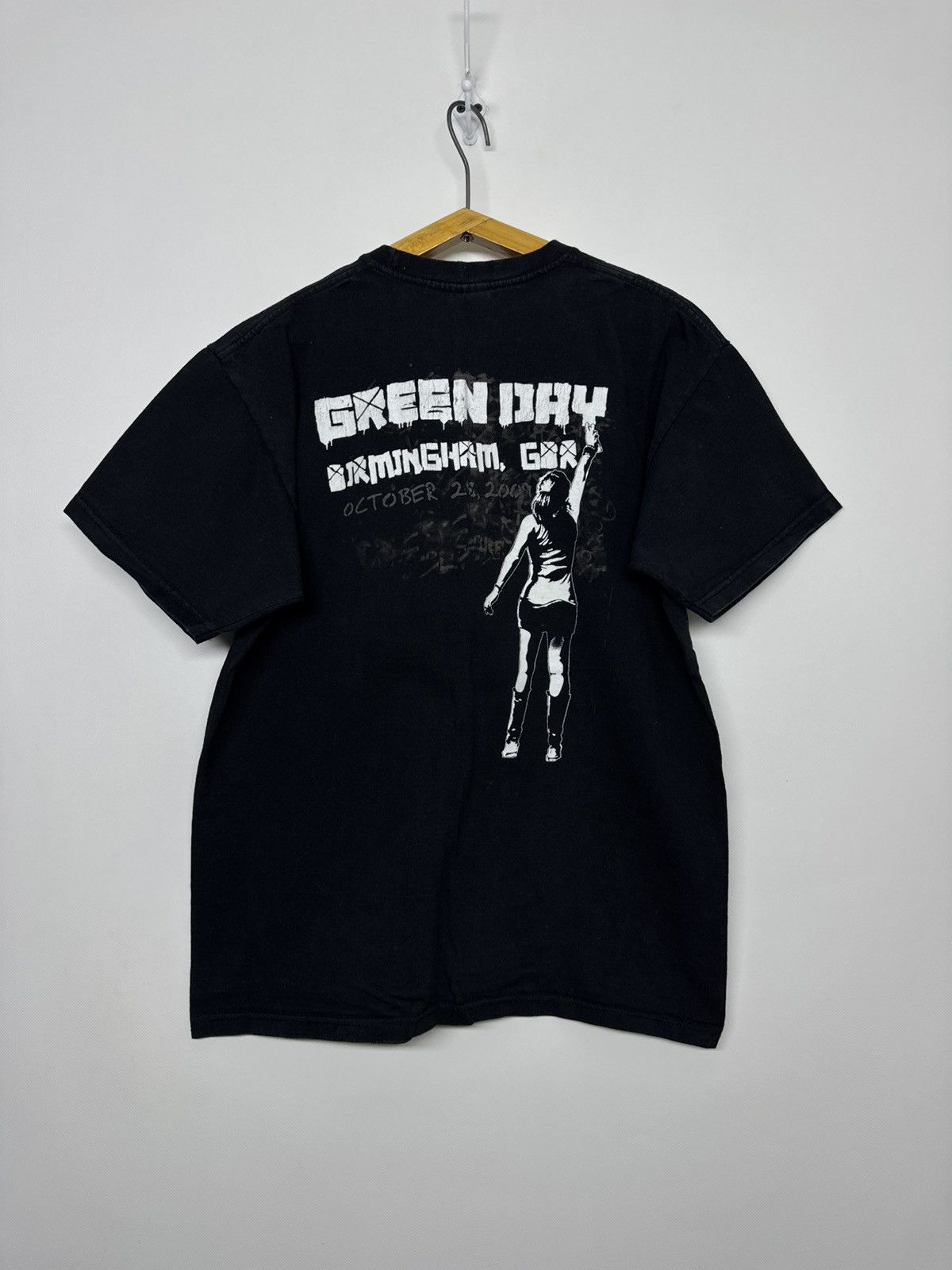 Fruit Of The Loom Vintage 2009 Green Day London Rock T shirt Size US M / EU 48-50 / 2 - 4 Thumbnail