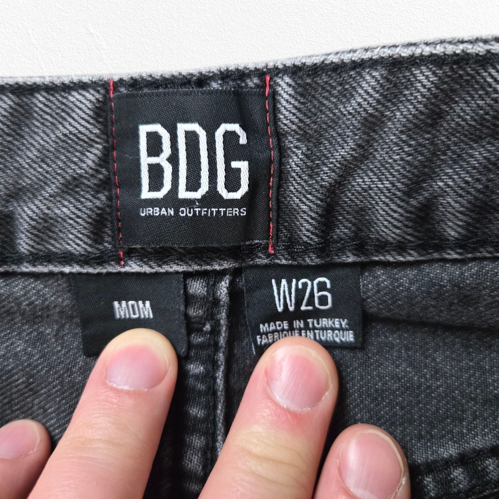 Bdg BDG Black Wash High Waisted Mom Fit Jeans Size 26 Size 26" / US 2 / IT 38 - 5 Thumbnail