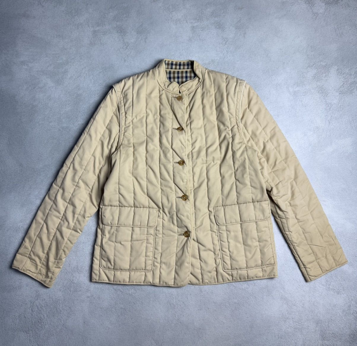 Aquascutum Aquascutum Padded Jacket Round Neck House Check Lining Size L / US 10 / IT 46 - 1 Thumbnail