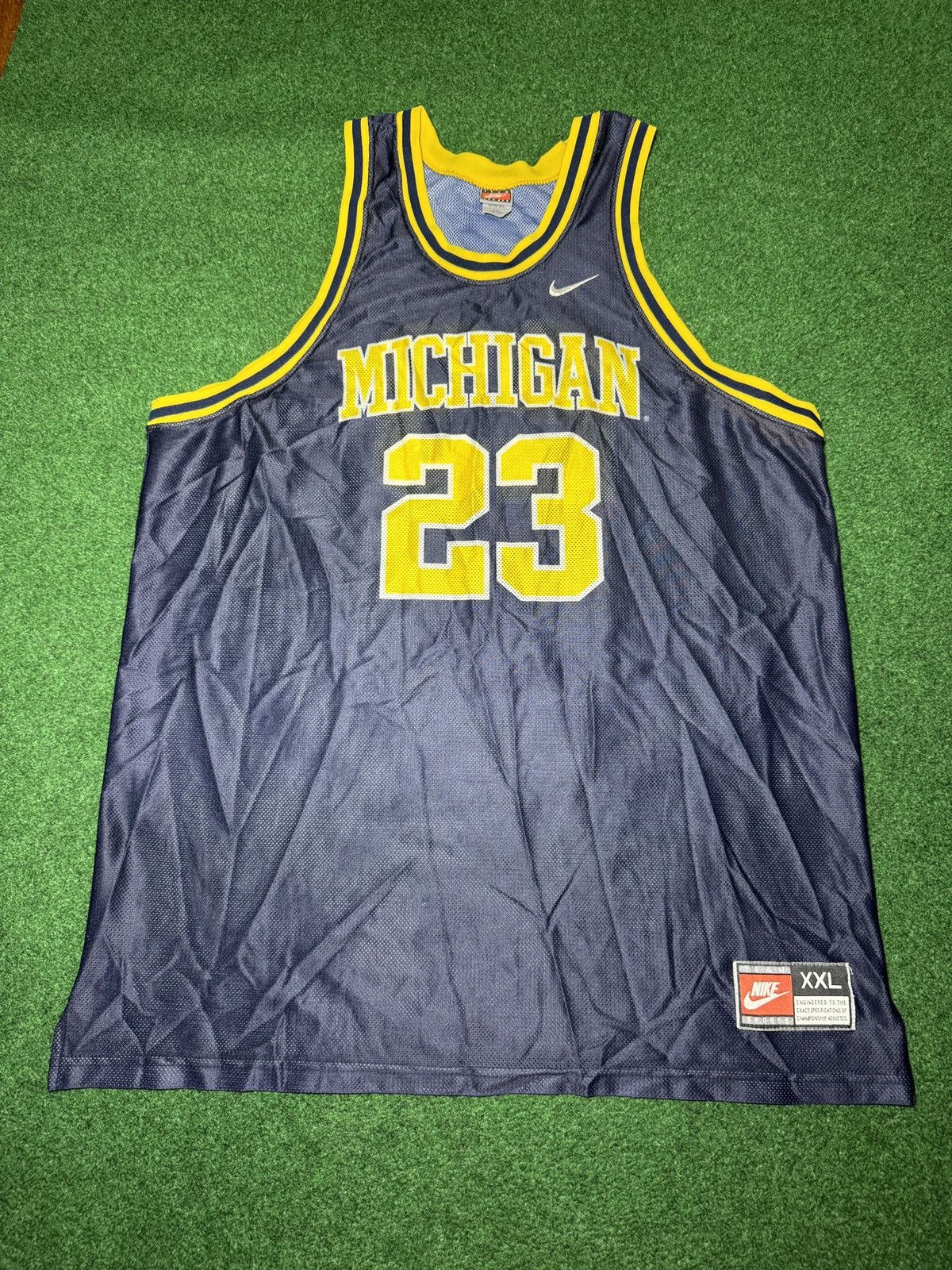 NBA × Nike × Vintage Vintage 90s Nike Michigan State Wolverine Basketball Jersey Size US XXL / EU 58 / 5 - 1 Thumbnail