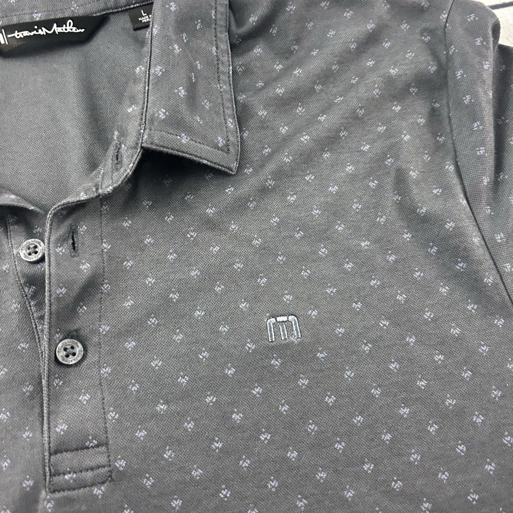 TravisMathew Travis Mathew All Over Short Sleeve Button Polo Shirt Men's Large Gray Shirt Polo Button-Up Short Sleeve Travis Mathew Mens Large Gray Size US L / EU 52-54 / 3 - 3 Thumbnail