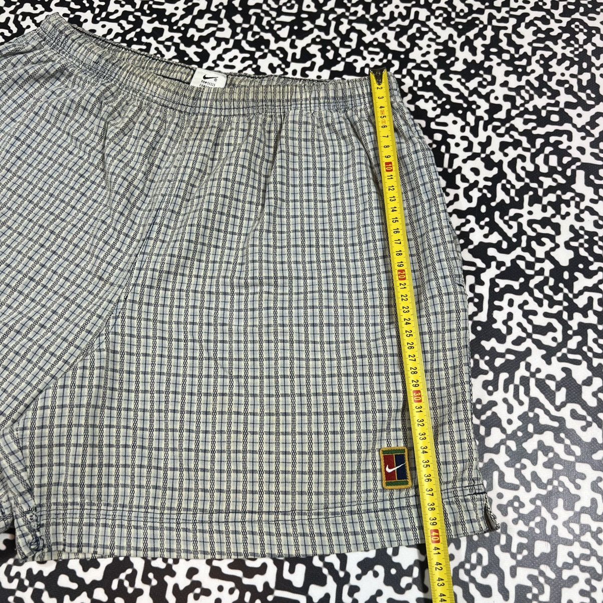 Nike Vintage 90s Nike Challenger Court Retro Checked Shorts Rare Size US 32 / EU 48 - 12 Thumbnail