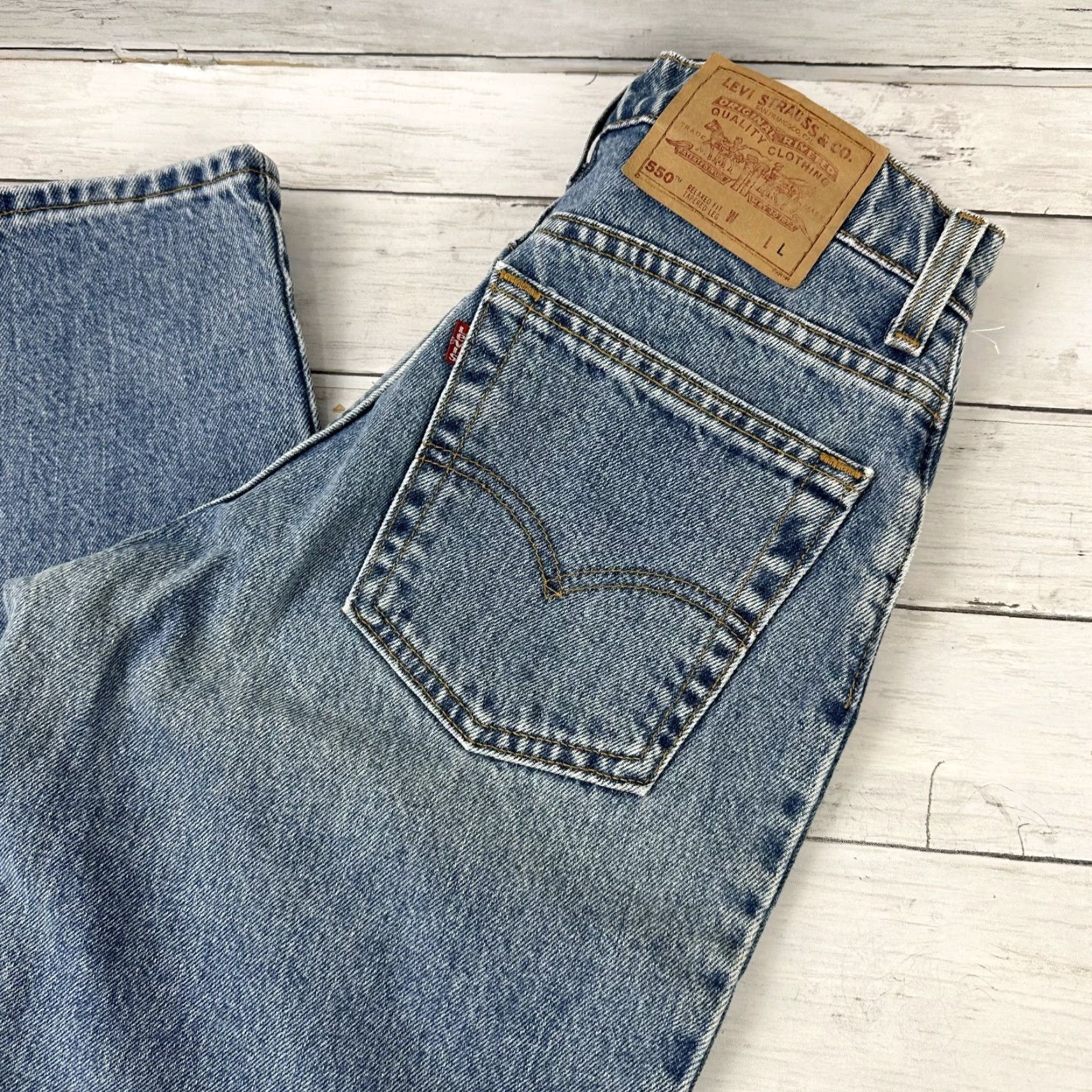 Levi's VINTAGE Levi's 550 Jeans - Denim Tapered - 28x32.5 - Blue - Womens Size 9 Jr Long - 90s Retro USA - Relaxed Fit Junior Regular Size 30" / US 8 / IT 44 - 2 Thumbnail