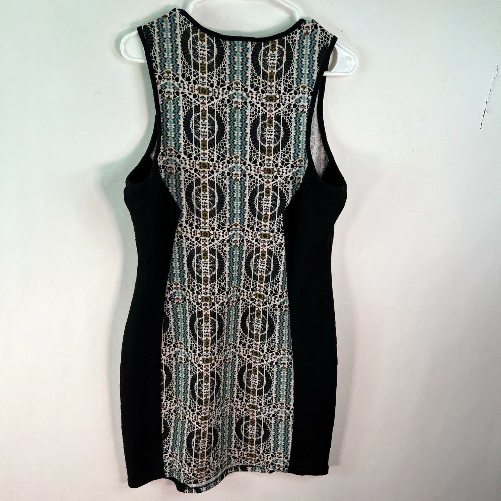 Forever 21 FOREVER 21 Dress Women Geometric Scoop Neck Sleeveless Black Bodycon 1X Adult Plus Size 1X Women Size XL / US 12-14 / IT 48-50 - 2 Thumbnail